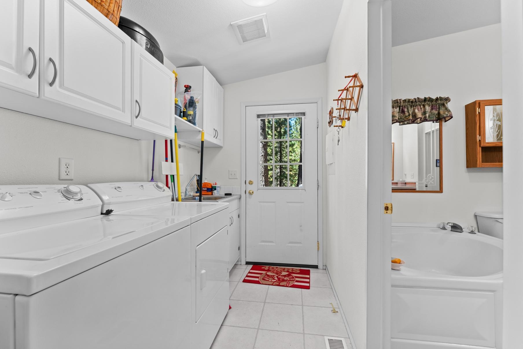 7398 N Davis Way, Portola, Texas image 15