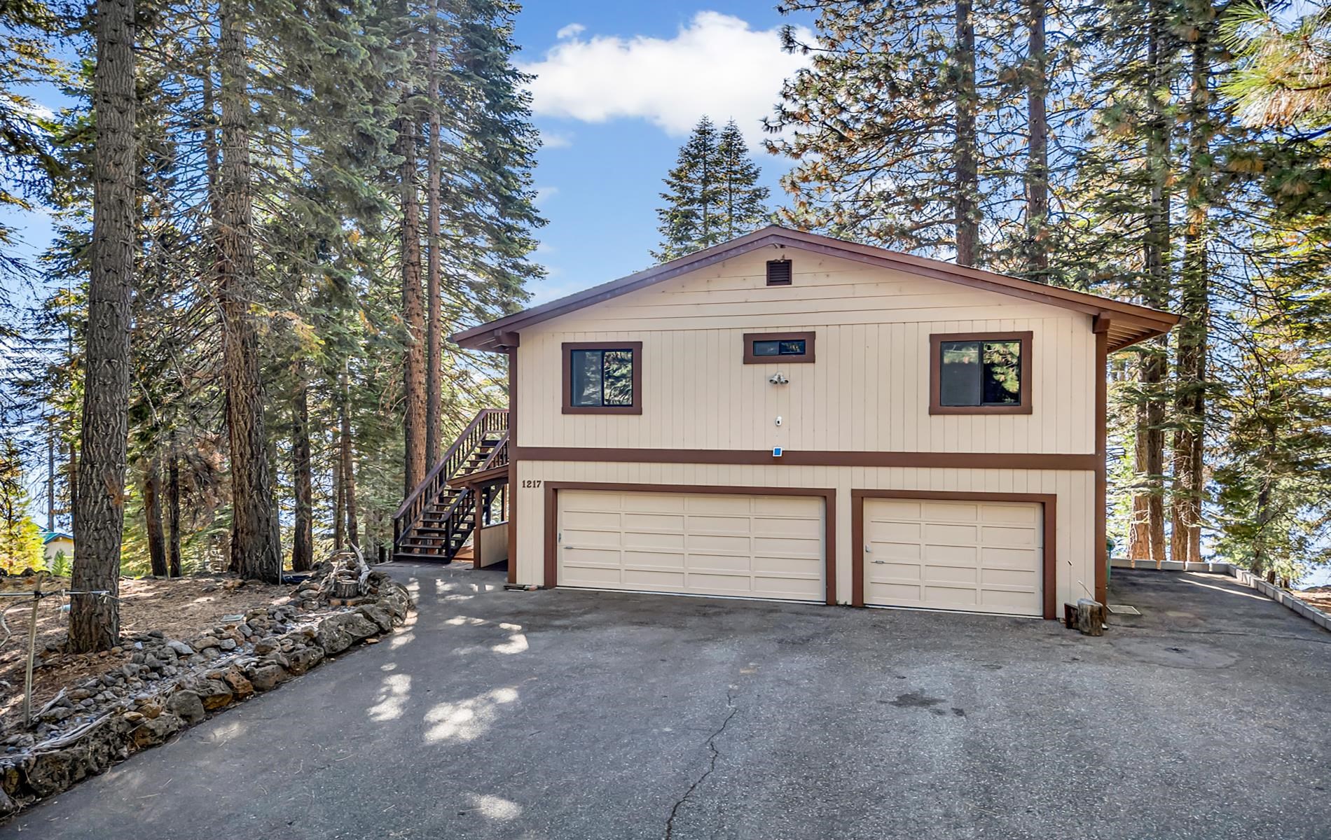 1217 N Driftwood Cove Road, Lake Almanor, New Mexico image 2