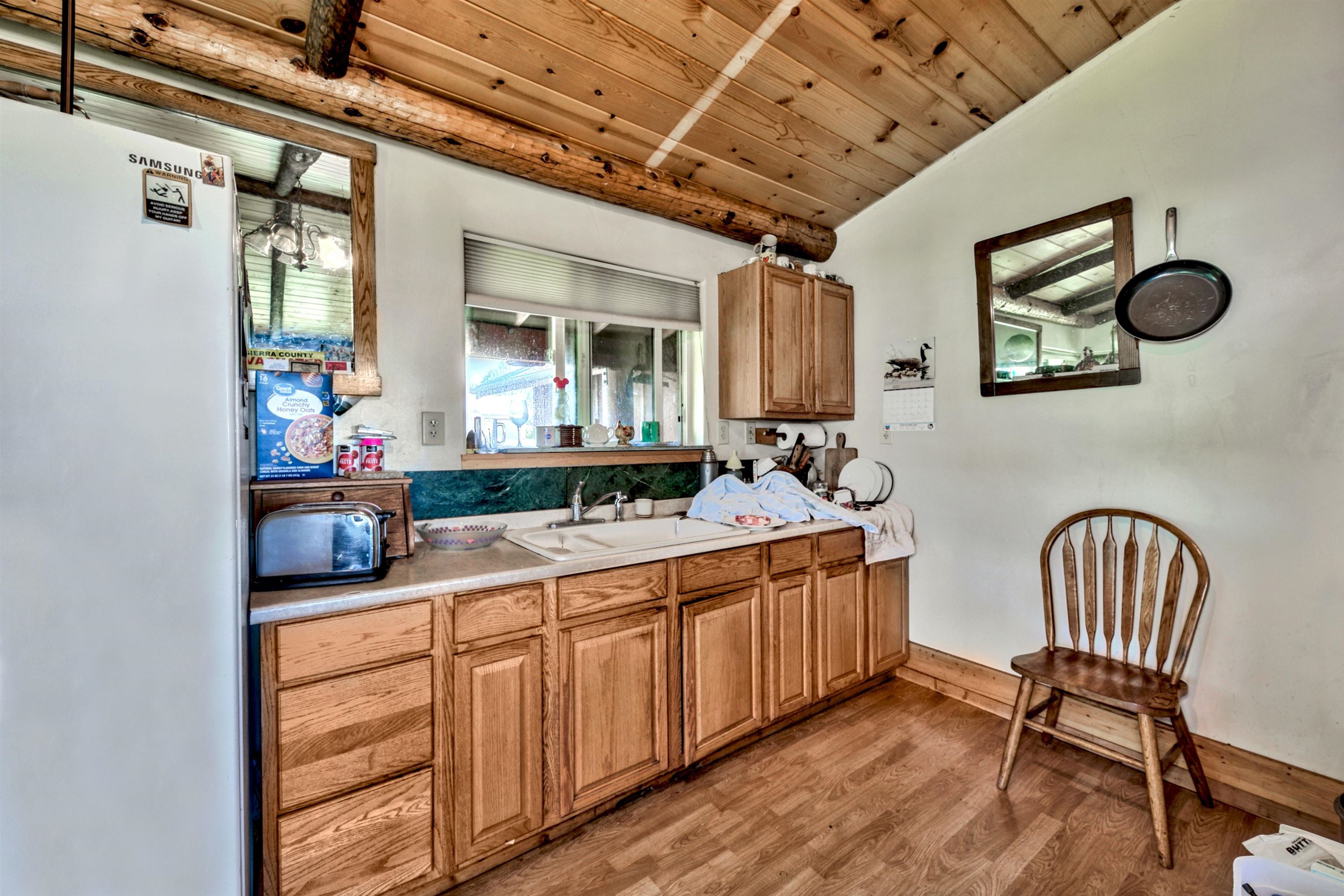 514 Longhorn Drive, Loyalton, California image 8