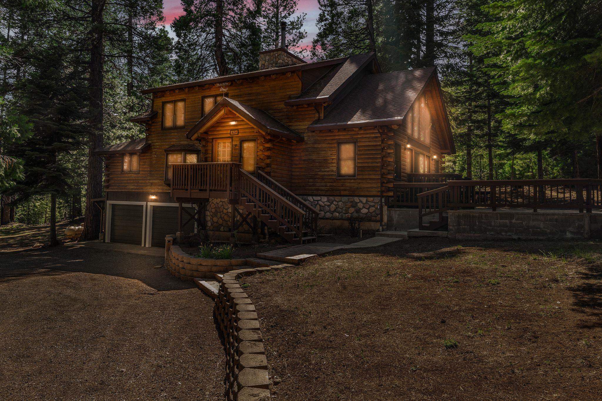 Lake Almanor, California 96137, United States, 3 Bedrooms Bedrooms, ,3 BathroomsBathrooms,Residential,Active,124737