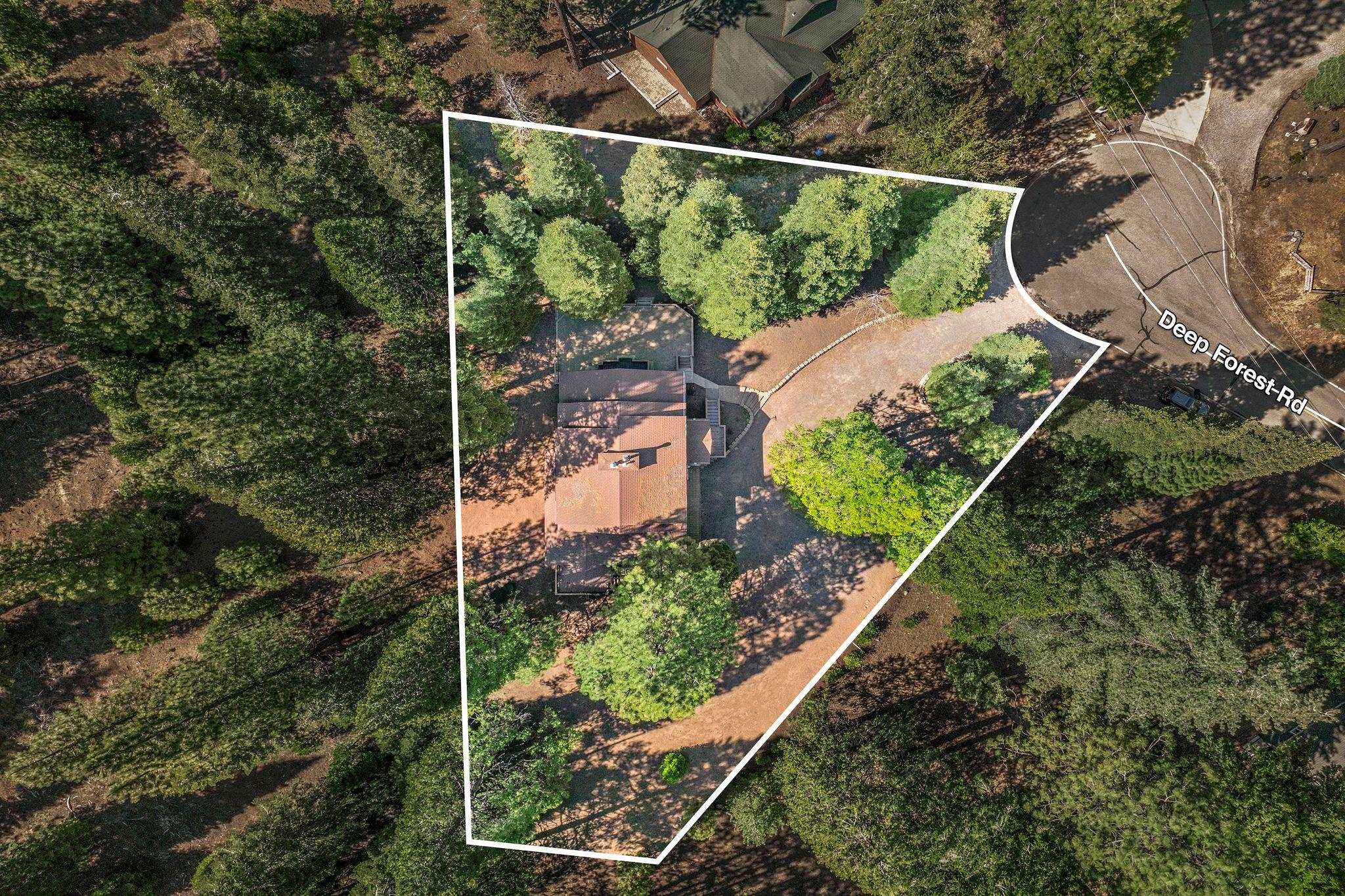 Lake Almanor, California 96137, United States, 3 Bedrooms Bedrooms, ,3 BathroomsBathrooms,Residential,Active,124737