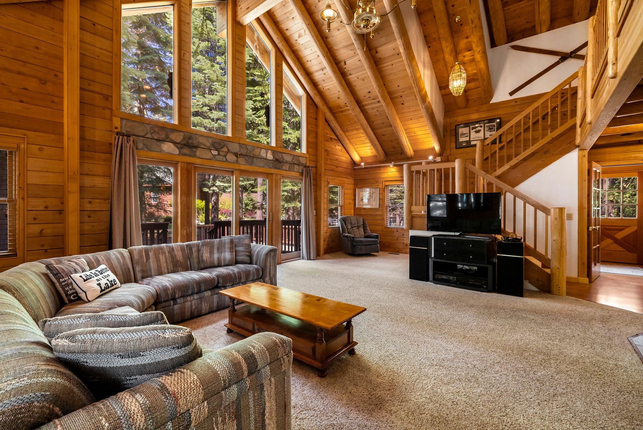 Lake Almanor, California 96137, United States, 3 Bedrooms Bedrooms, ,3 BathroomsBathrooms,Residential,Active,124737