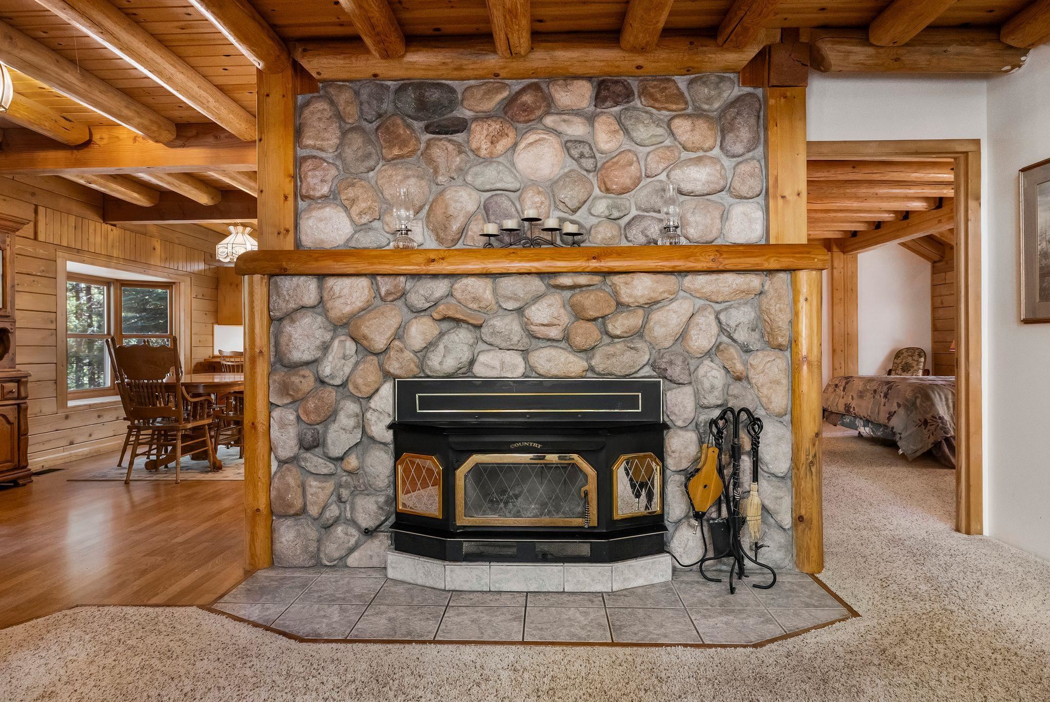 Lake Almanor, California 96137, United States, 3 Bedrooms Bedrooms, ,3 BathroomsBathrooms,Residential,Active,124737