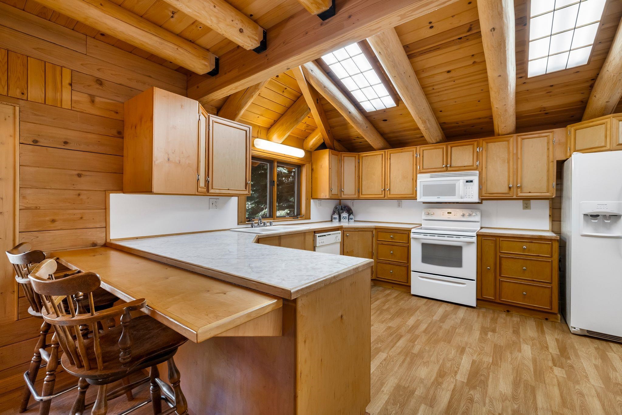 Lake Almanor, California 96137, United States, 3 Bedrooms Bedrooms, ,3 BathroomsBathrooms,Residential,Active,124737