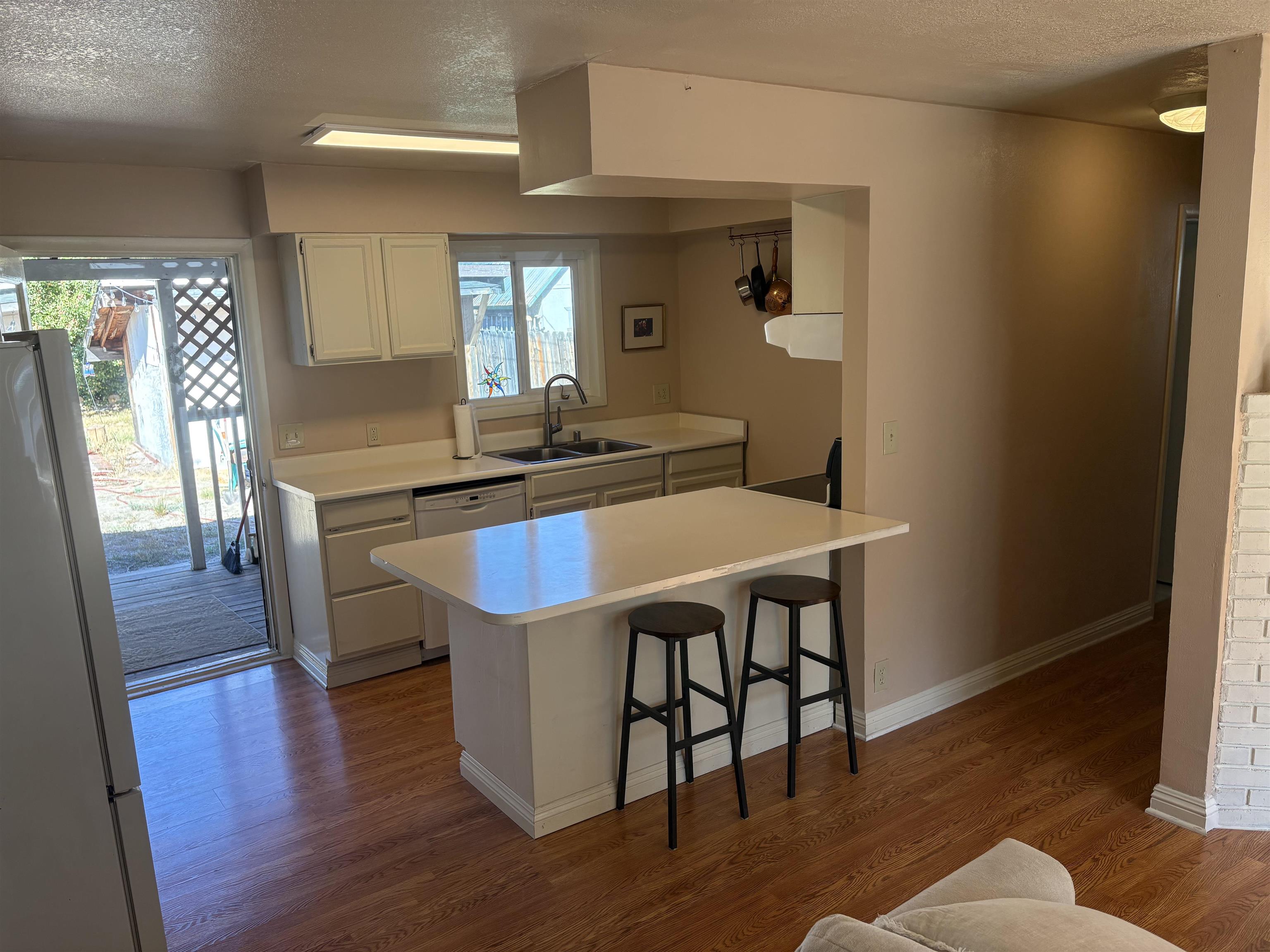 Chester, California 96020, United States, 3 Bedrooms Bedrooms, ,2 BathroomsBathrooms,Residential,Active,211039