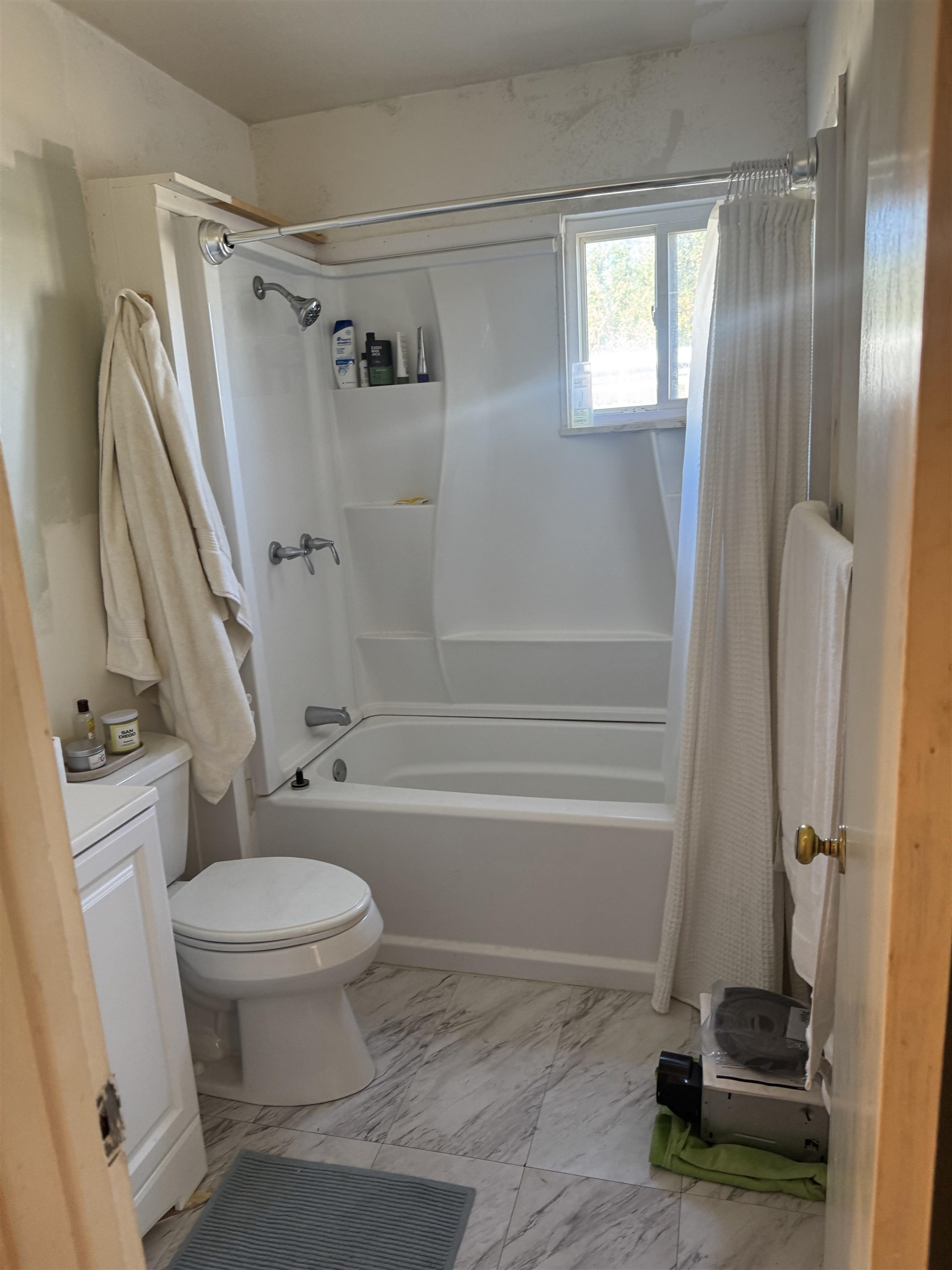 Chester, California 96020, United States, 3 Bedrooms Bedrooms, ,2 BathroomsBathrooms,Residential,Active,211039