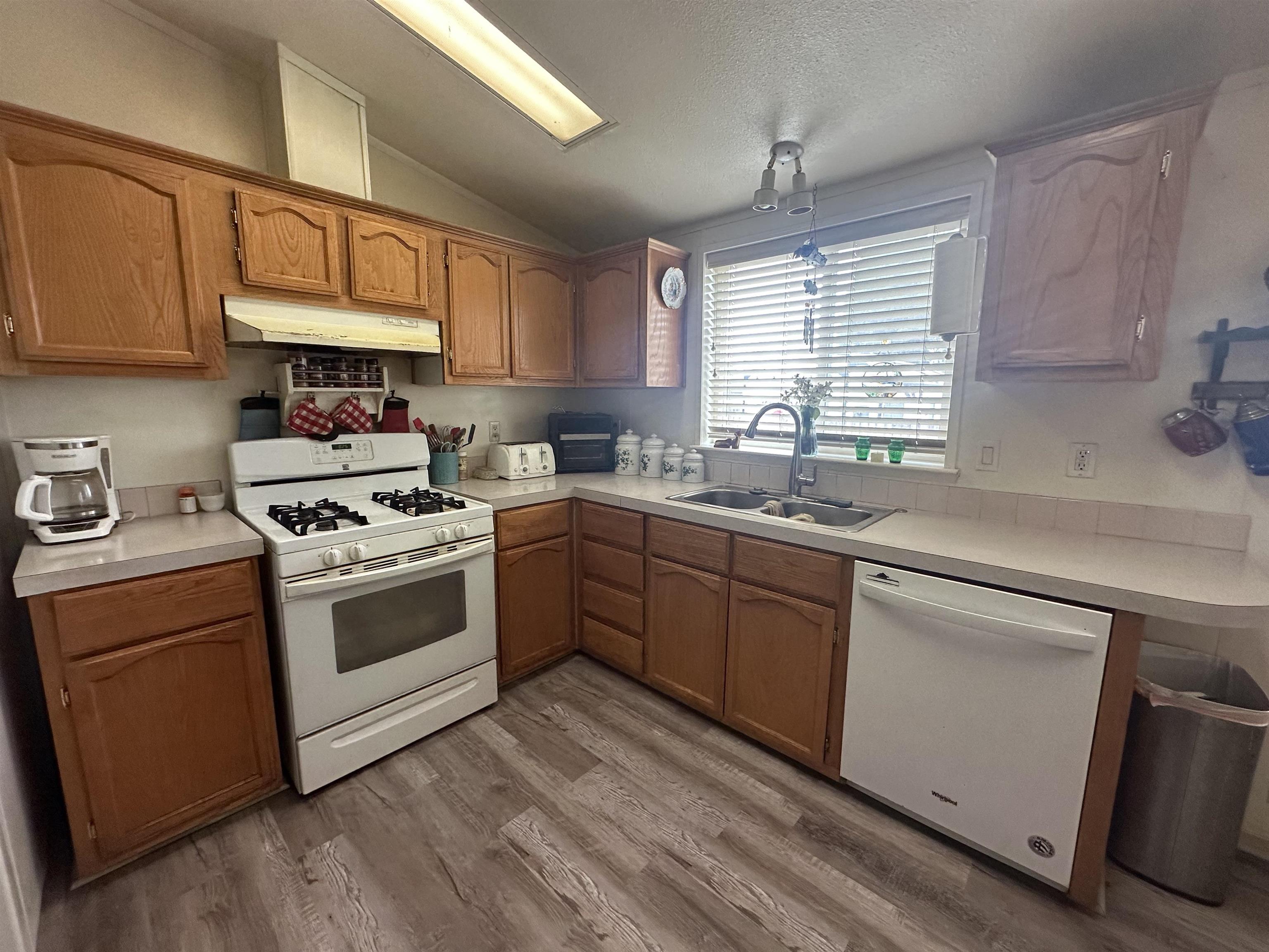2121 Cedar Street, Quincy, Texas image 11