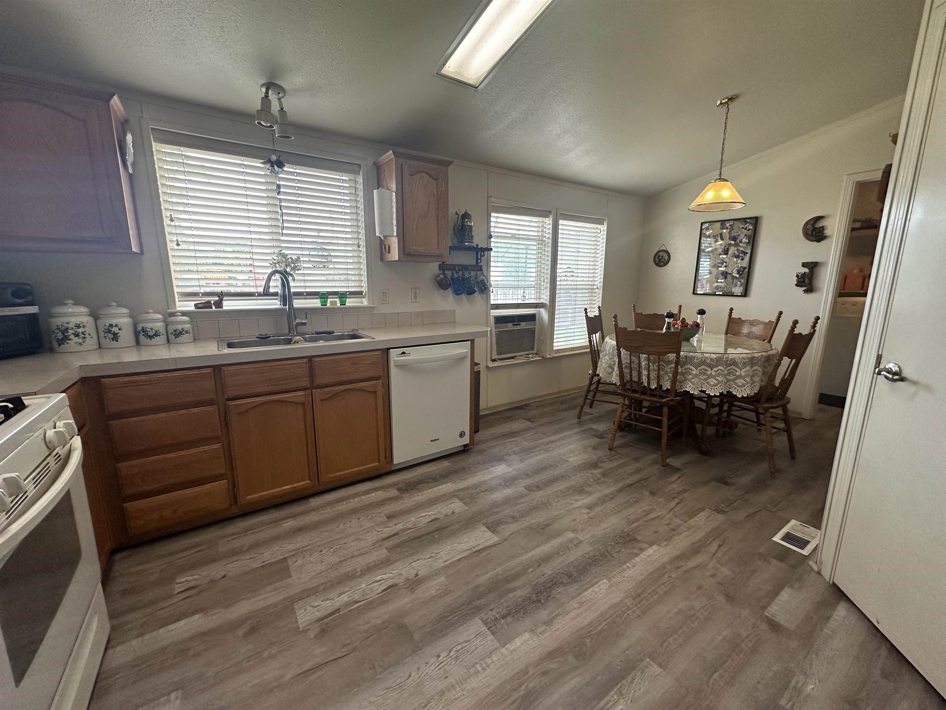 2121 Cedar Street, Quincy, Texas image 12