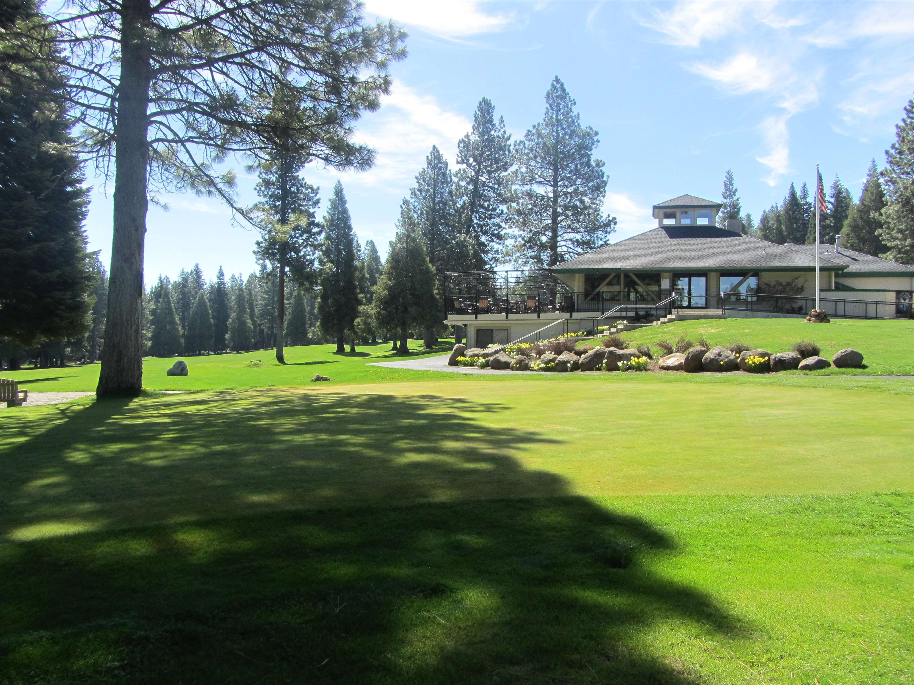 115 Lake Almanor West Drive, Chesterfield, California image 8
