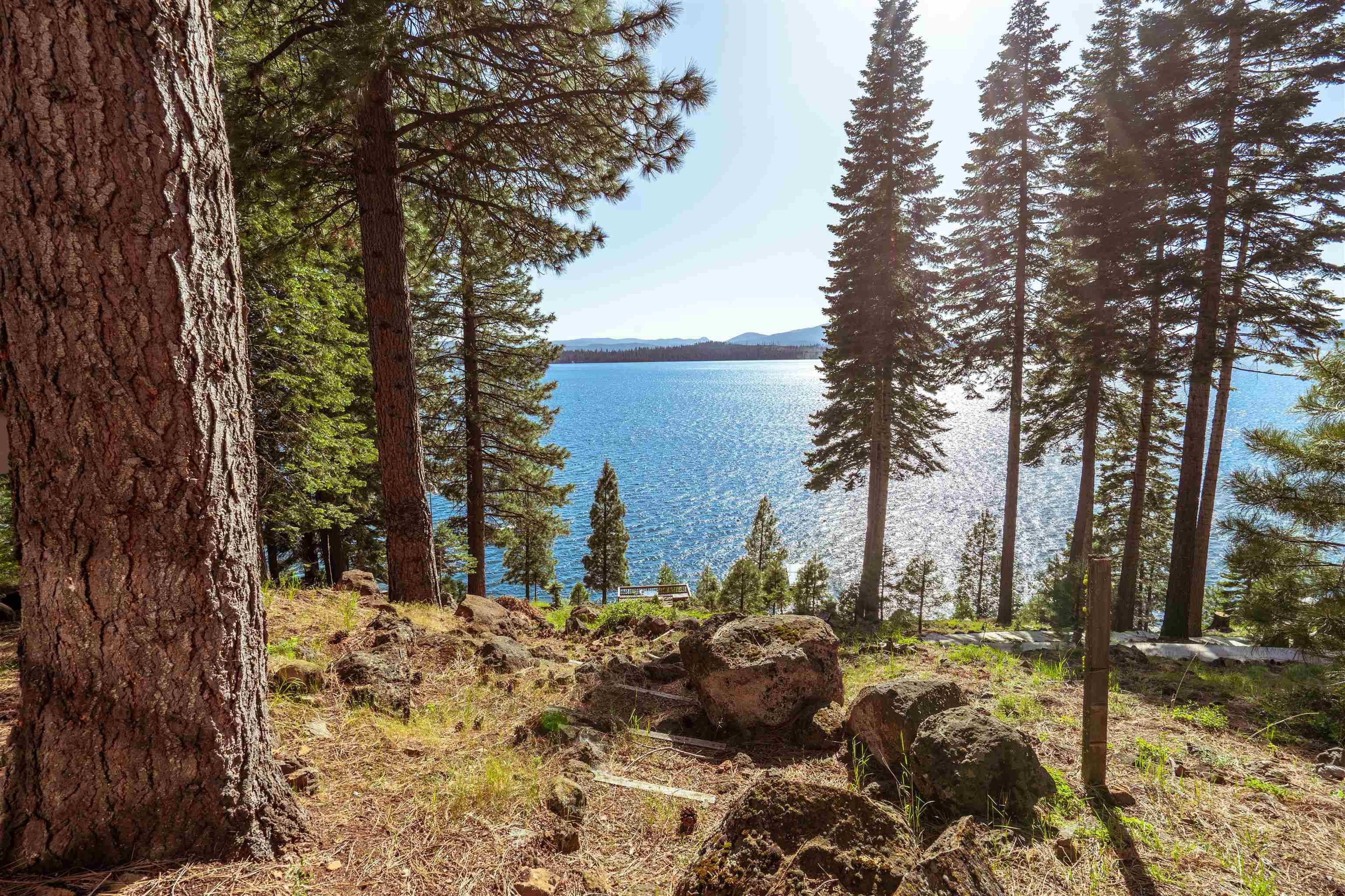 1269 S Lassen View Drive, Lake Almanor, Ohio image 17
