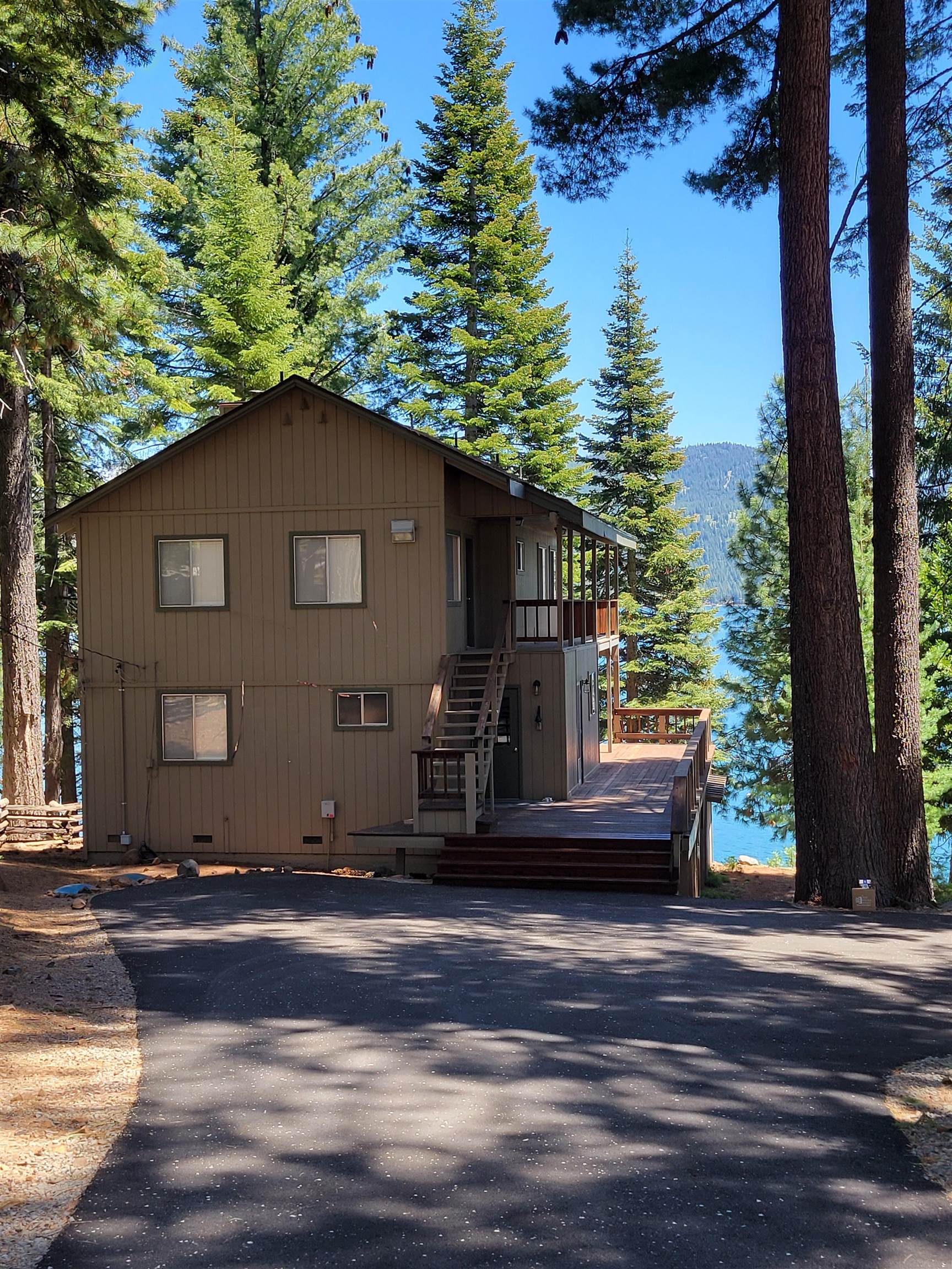 570 N Peninsula Drive, Lake Almanor, Ohio image 1