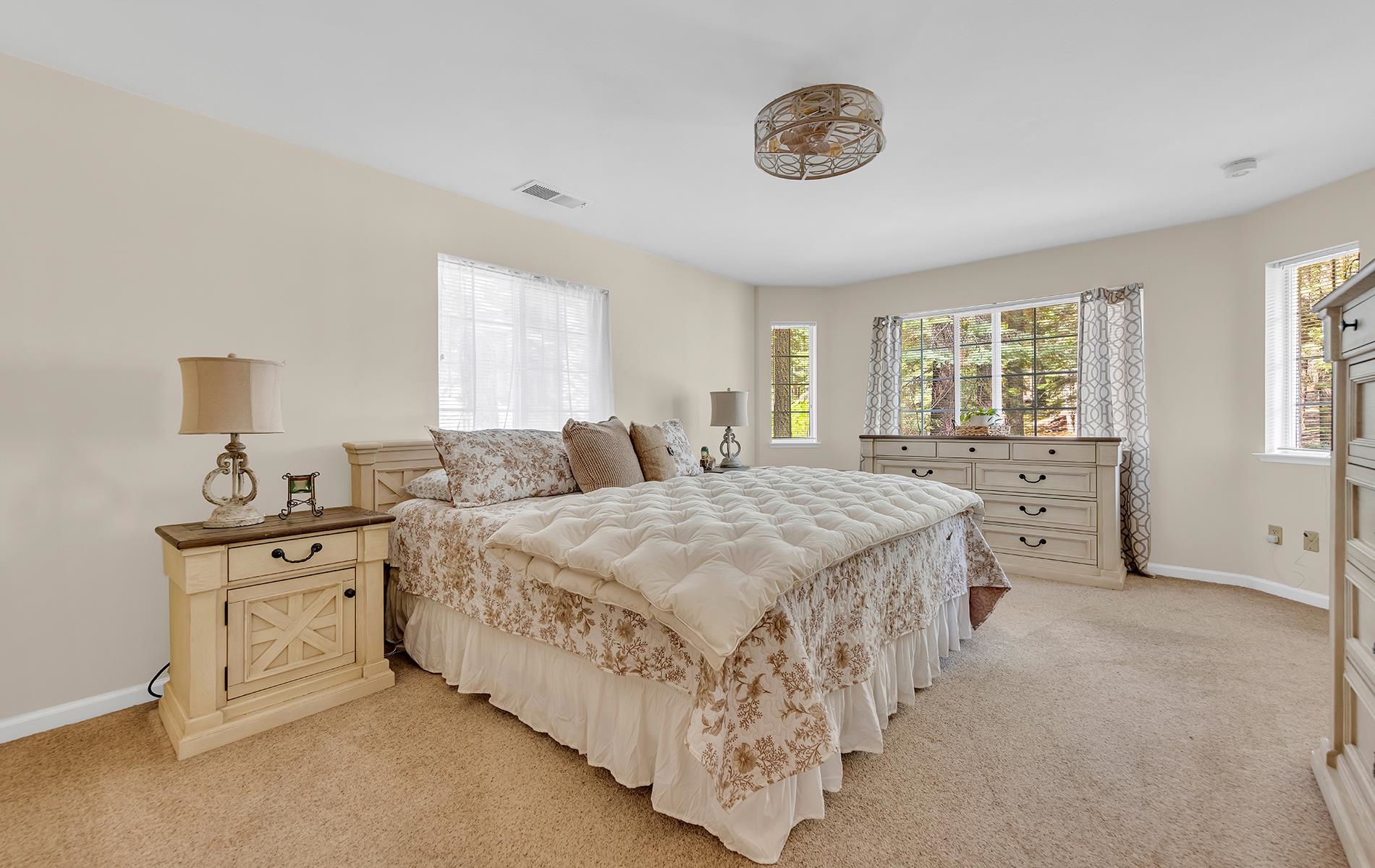 460 N Wagon Road, Chesterfield, Ohio image 16