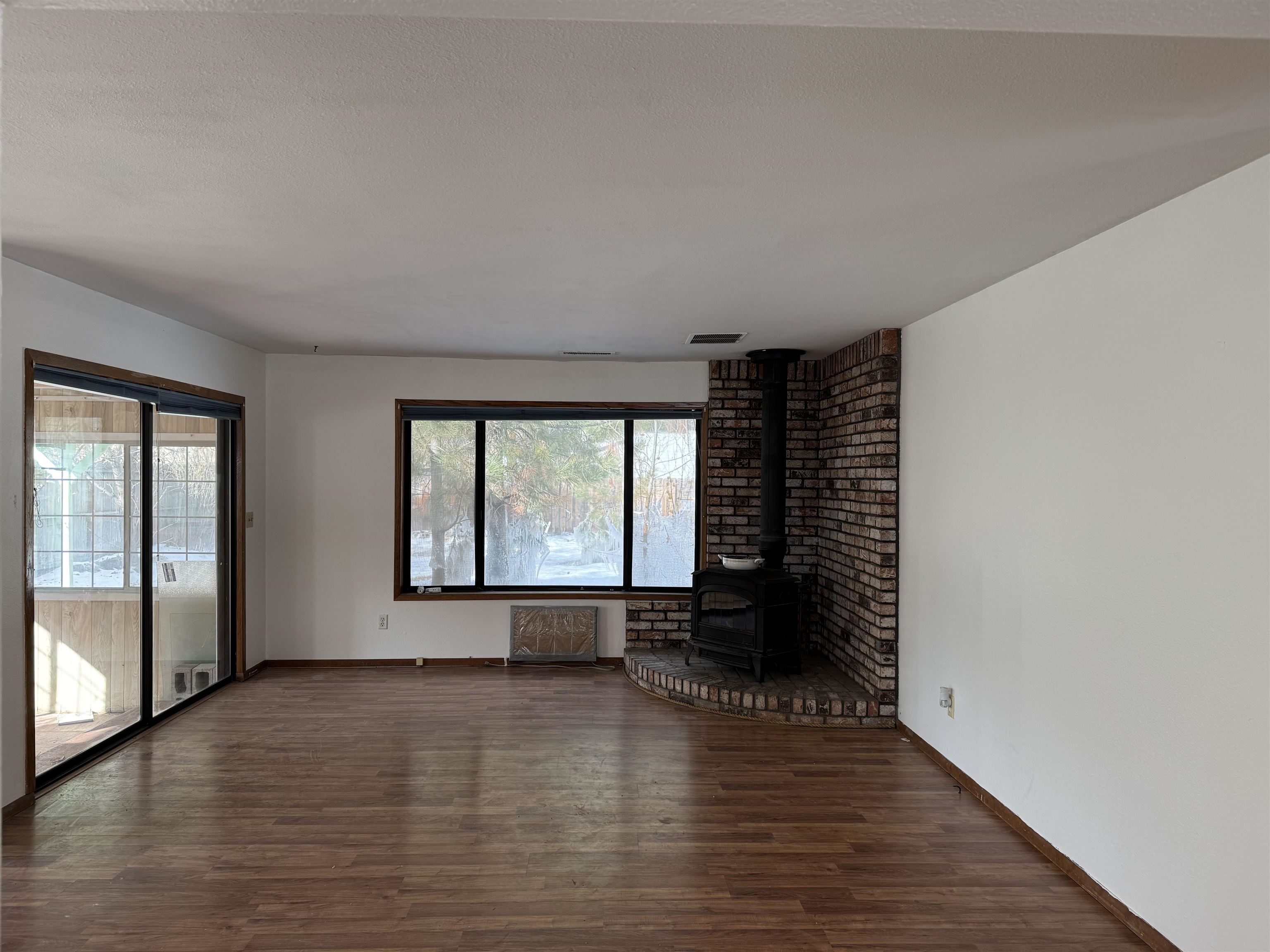 Chester, California 96020, United States, 3 Bedrooms Bedrooms, ,2 BathroomsBathrooms,Residential,Active,60998