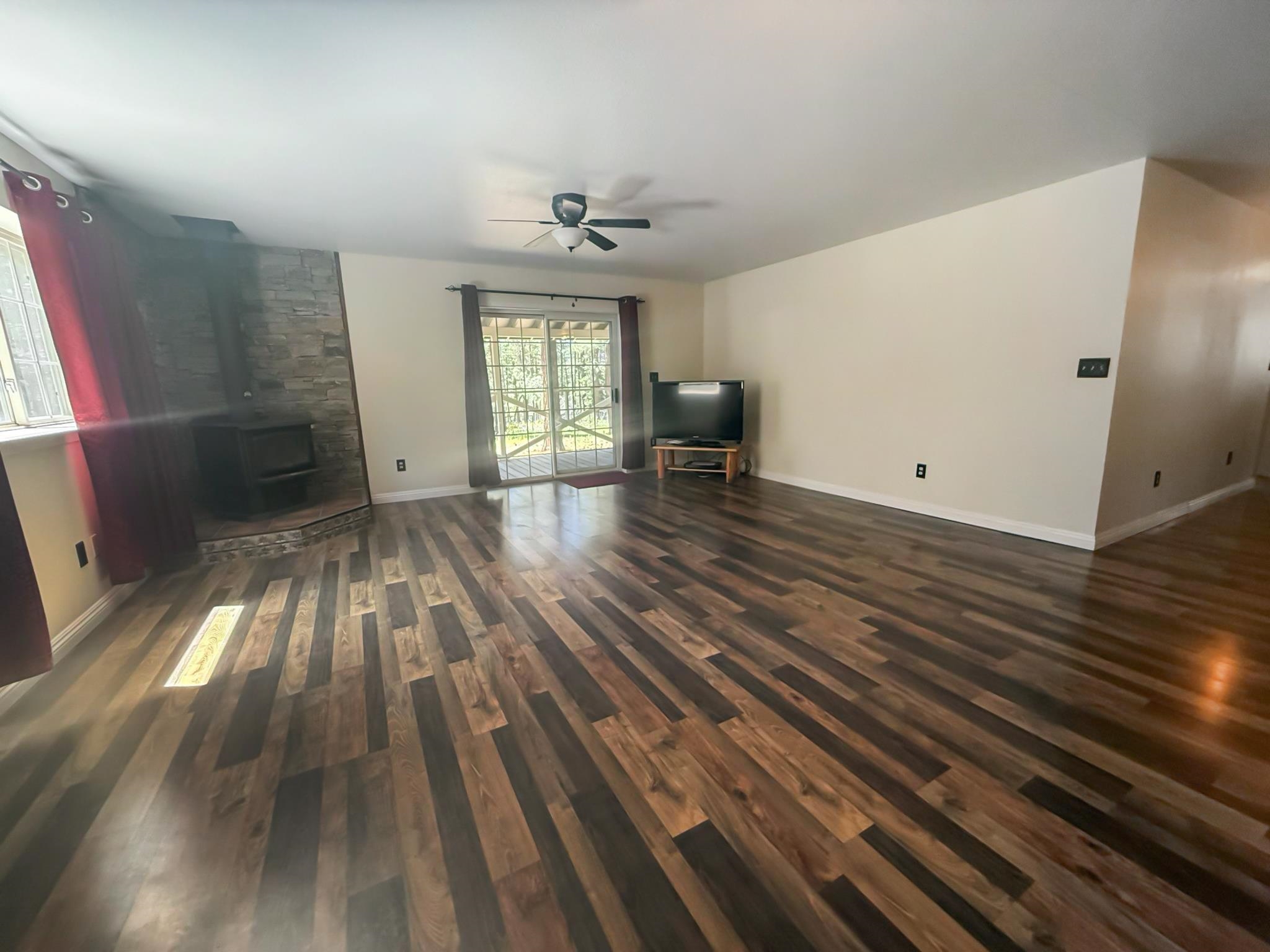 708 Yeargin Drive, Portola, New Mexico image 7