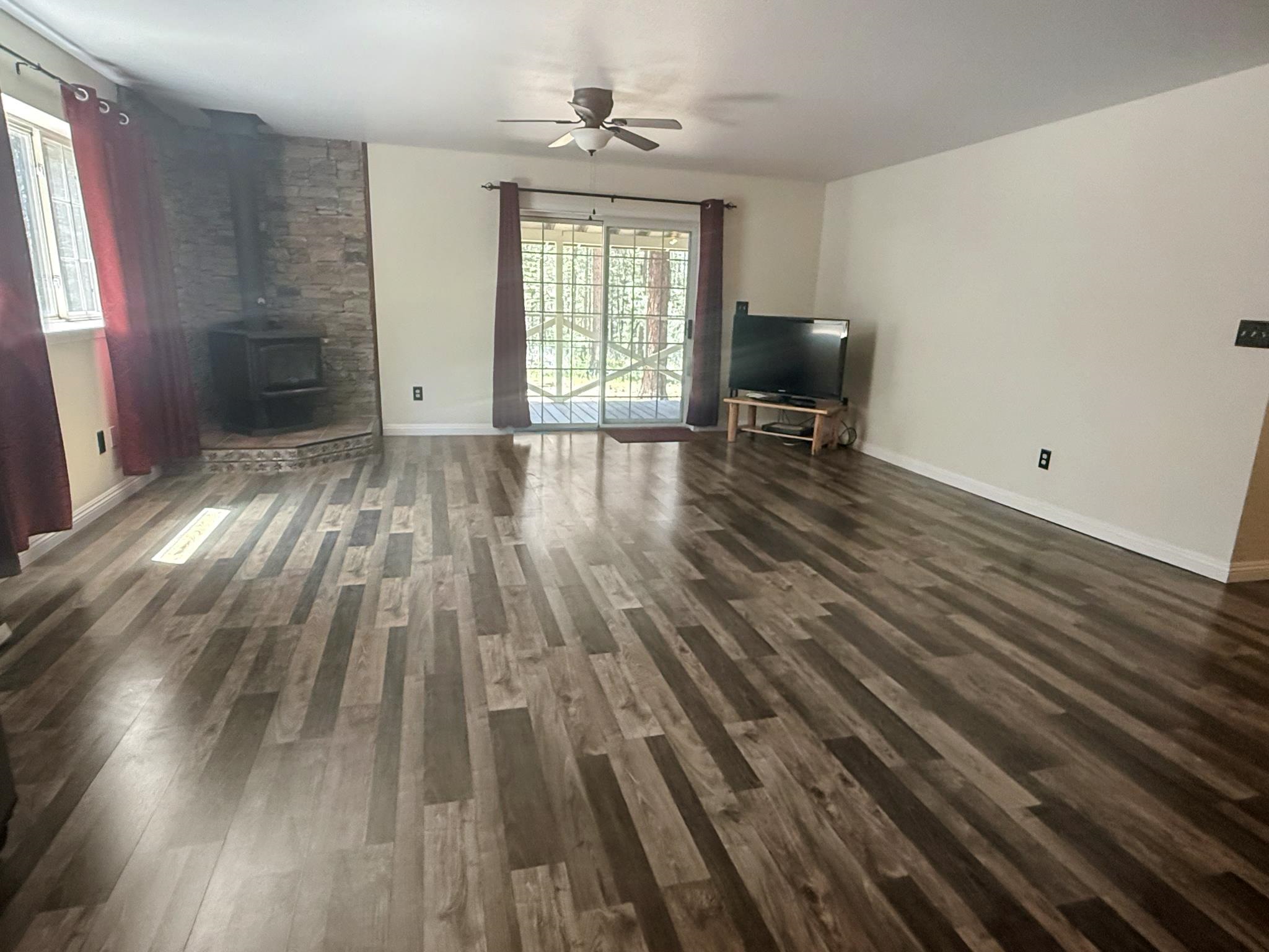 708 Yeargin Drive, Portola, New Mexico image 4
