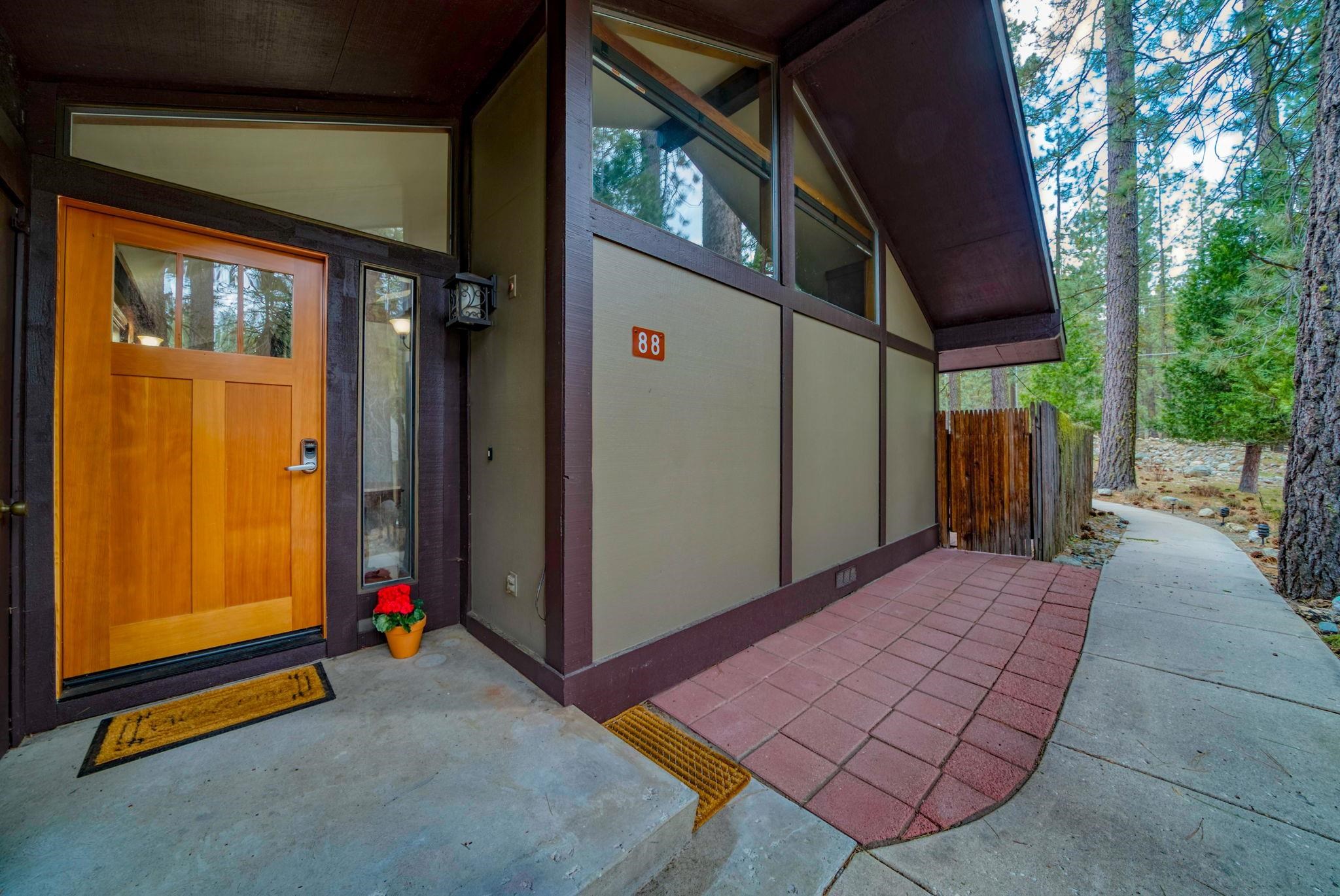 88 Graeagle Meadows Road, Graeagle, New Mexico image 1