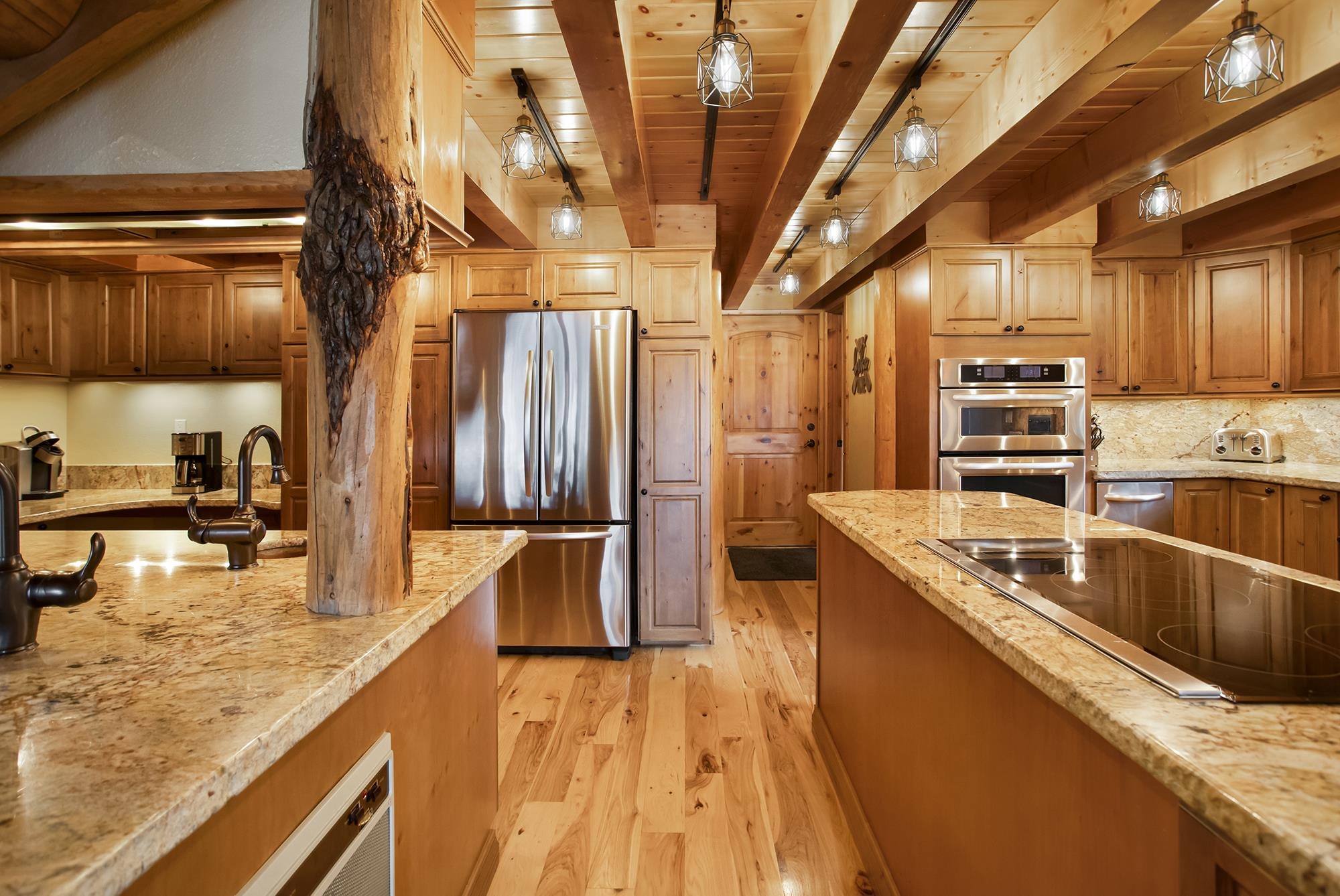 1249 Lassen View Drive, Lake Almanor, Texas image 12