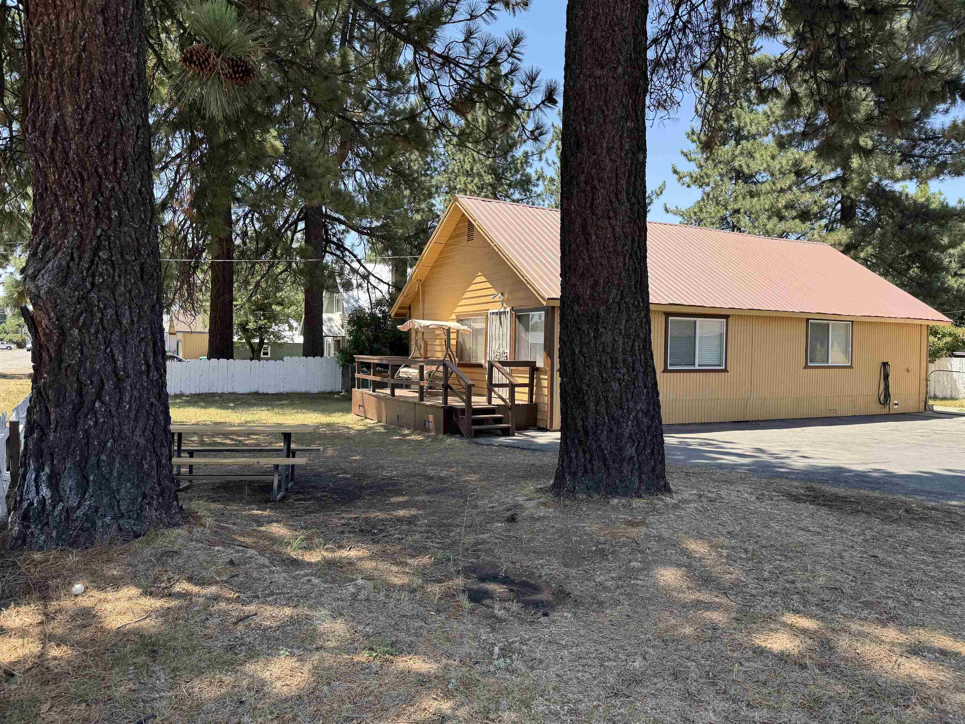 Chester, California 96020, United States, 2 Bedrooms Bedrooms, ,1 BathroomBathrooms,Residential,Active,169113 Chester, California 96020, United States, 2 Bedrooms Bedrooms, ,1 BathroomBathrooms,Residential,Active,169113