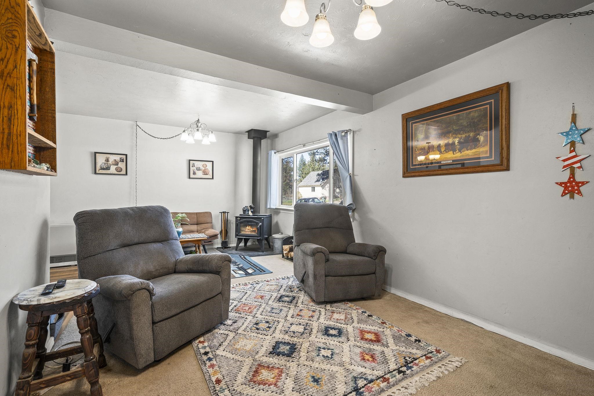 180 E Plumas Avenue, Portola, New Mexico image 2
