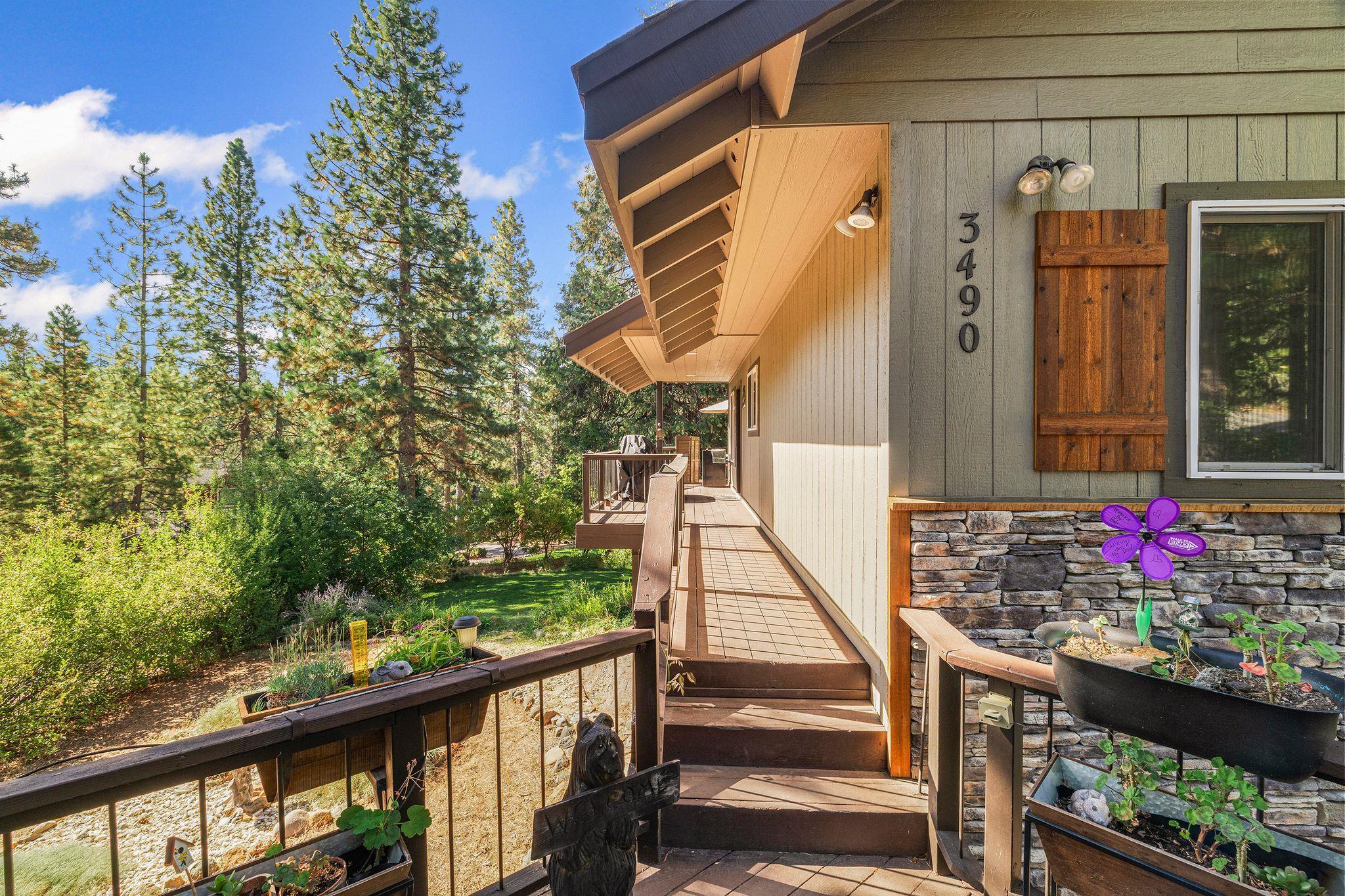 Lake Almanor, California 96137, United States, 3 Bedrooms Bedrooms, ,2 BathroomsBathrooms,Residential,Active,213665