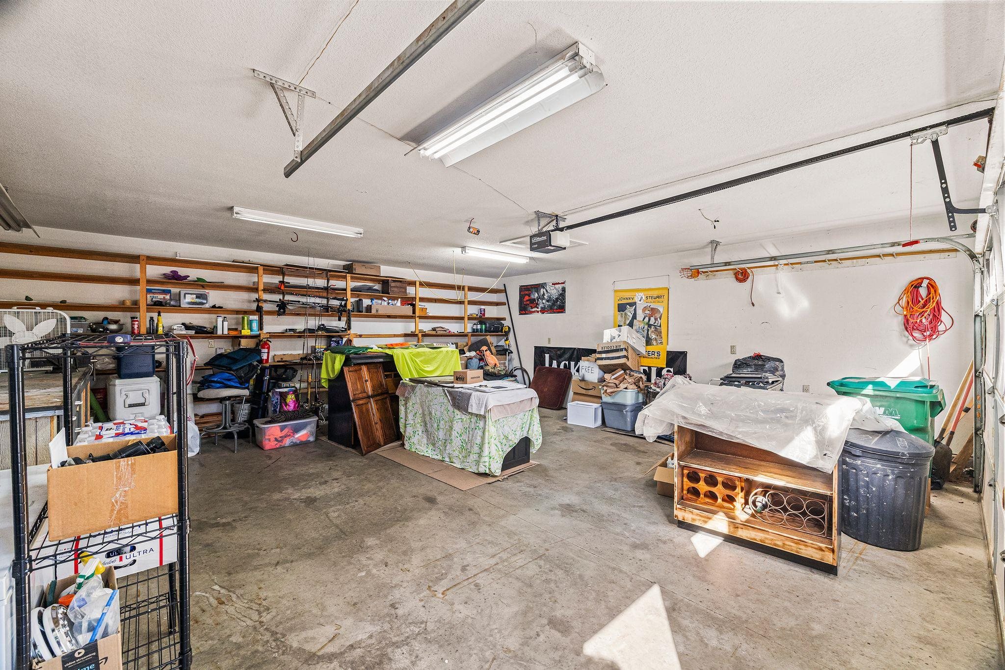 Lake Almanor, California 96137, United States, 3 Bedrooms Bedrooms, ,2 BathroomsBathrooms,Residential,Active,213665