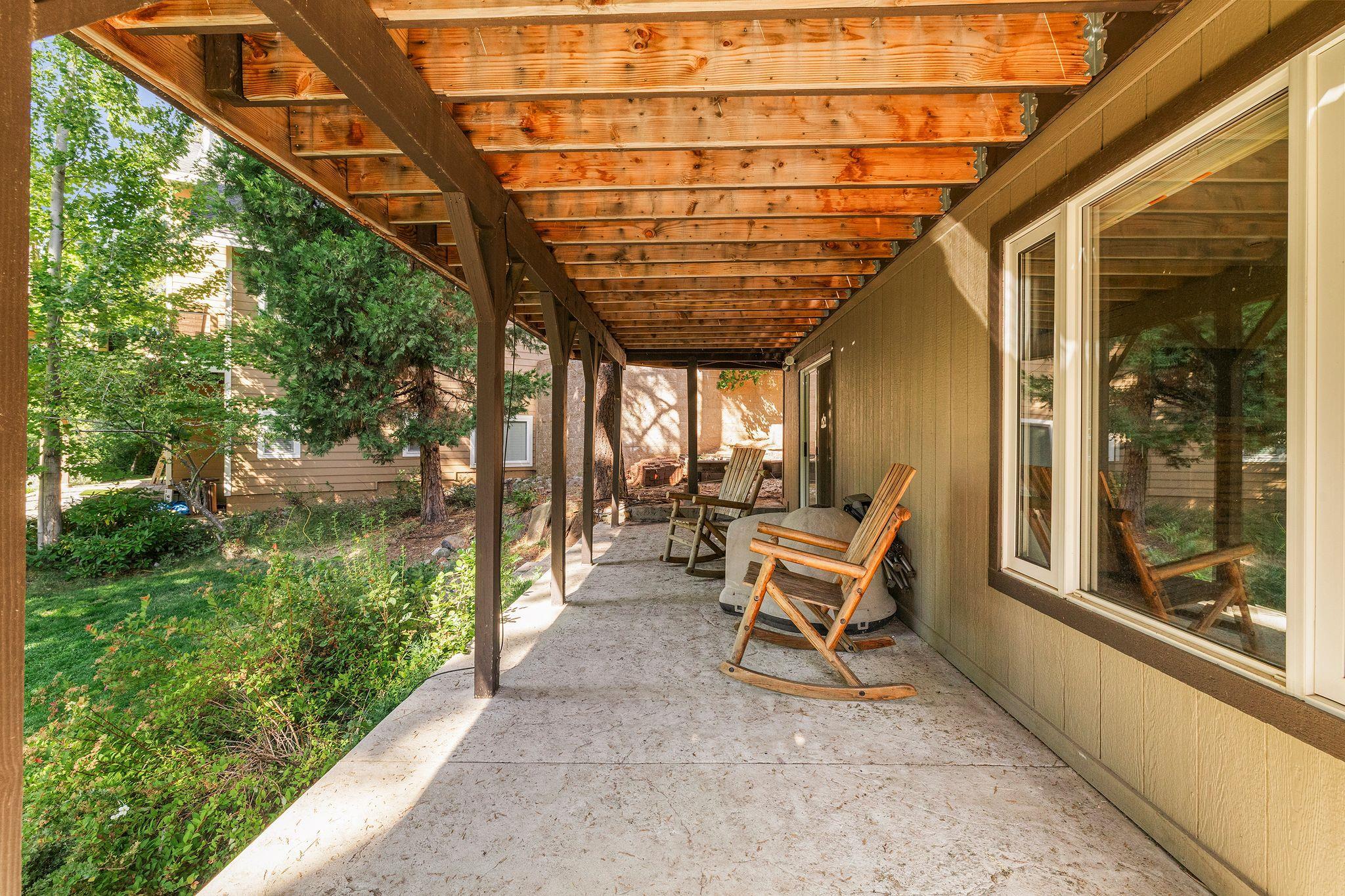 Lake Almanor, California 96137, United States, 3 Bedrooms Bedrooms, ,2 BathroomsBathrooms,Residential,Active,213665