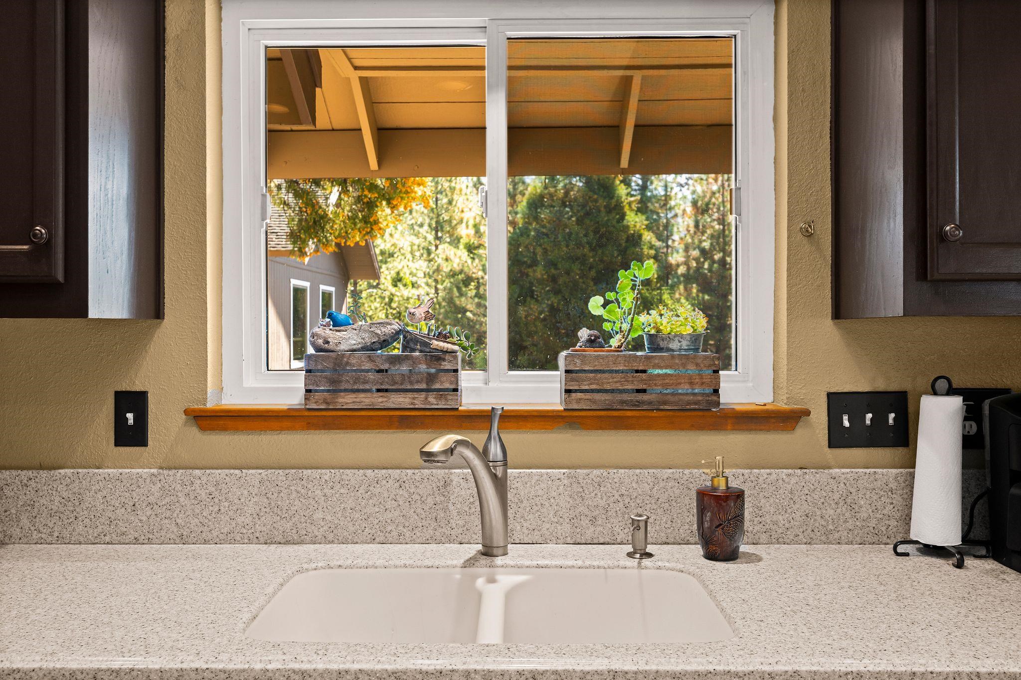 Lake Almanor, California 96137, United States, 3 Bedrooms Bedrooms, ,2 BathroomsBathrooms,Residential,Active,213665