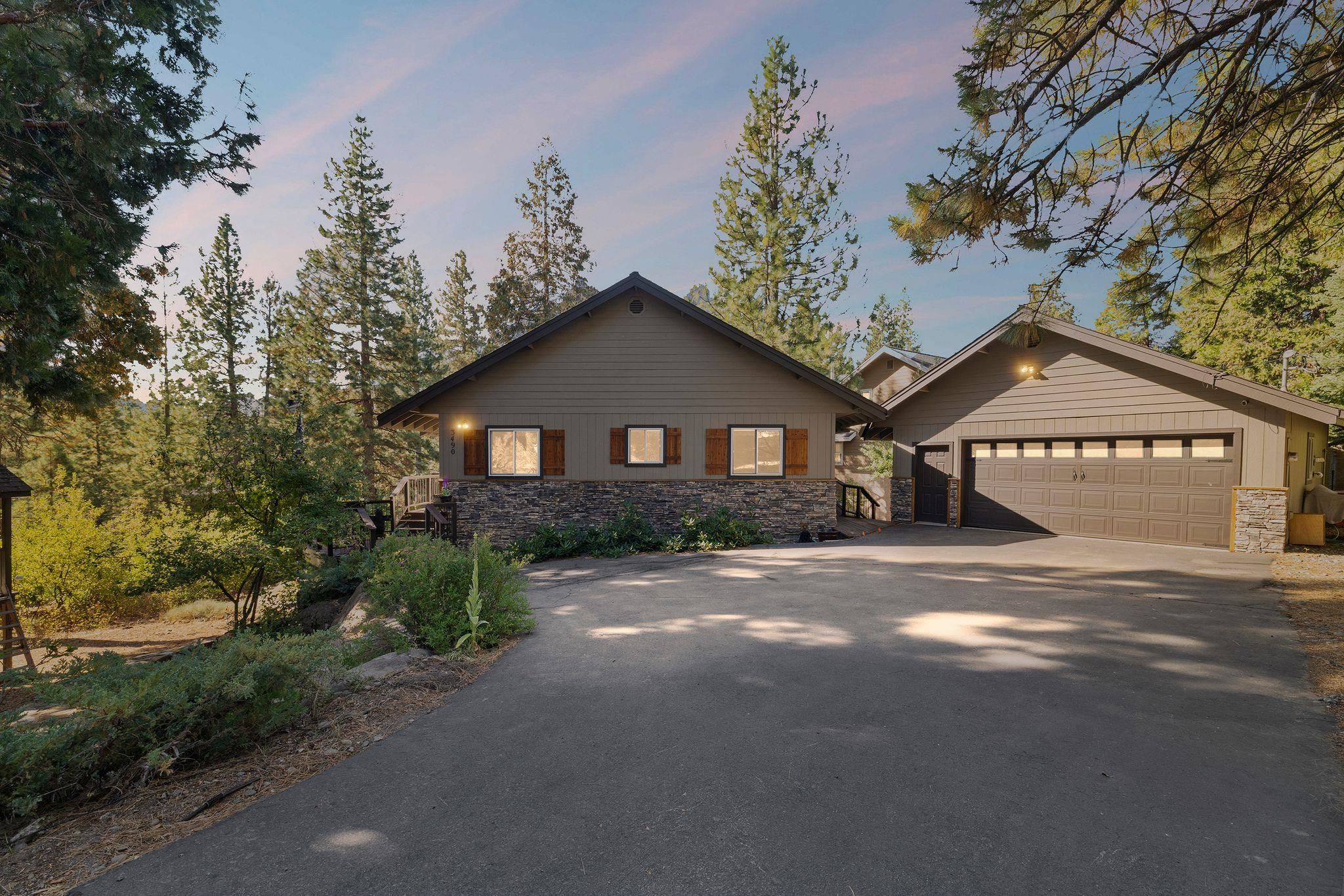 Lake Almanor, California 96137, United States, 3 Bedrooms Bedrooms, ,2 BathroomsBathrooms,Residential,Active,213665
