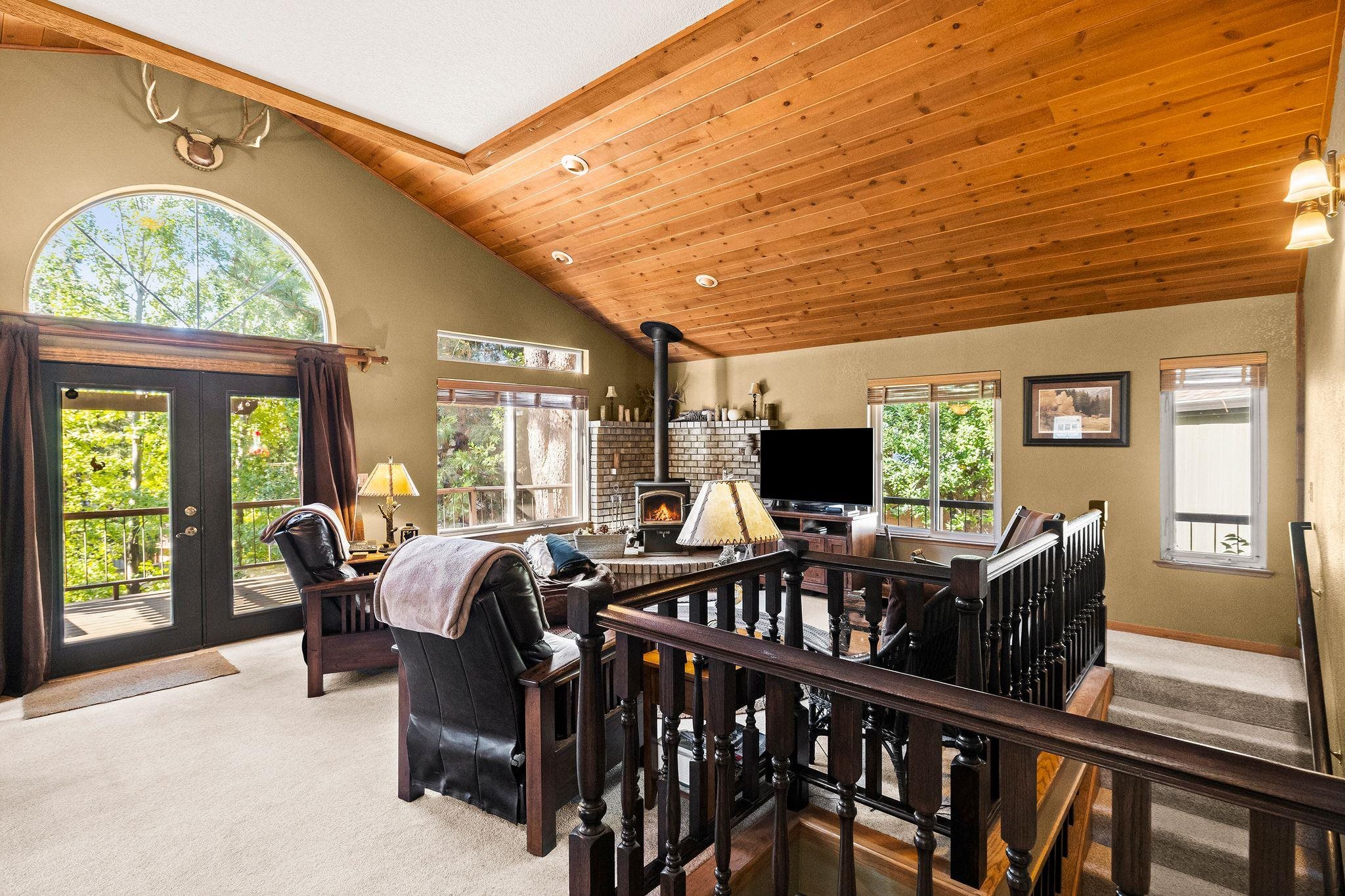 Lake Almanor, California 96137, United States, 3 Bedrooms Bedrooms, ,2 BathroomsBathrooms,Residential,Active,213665