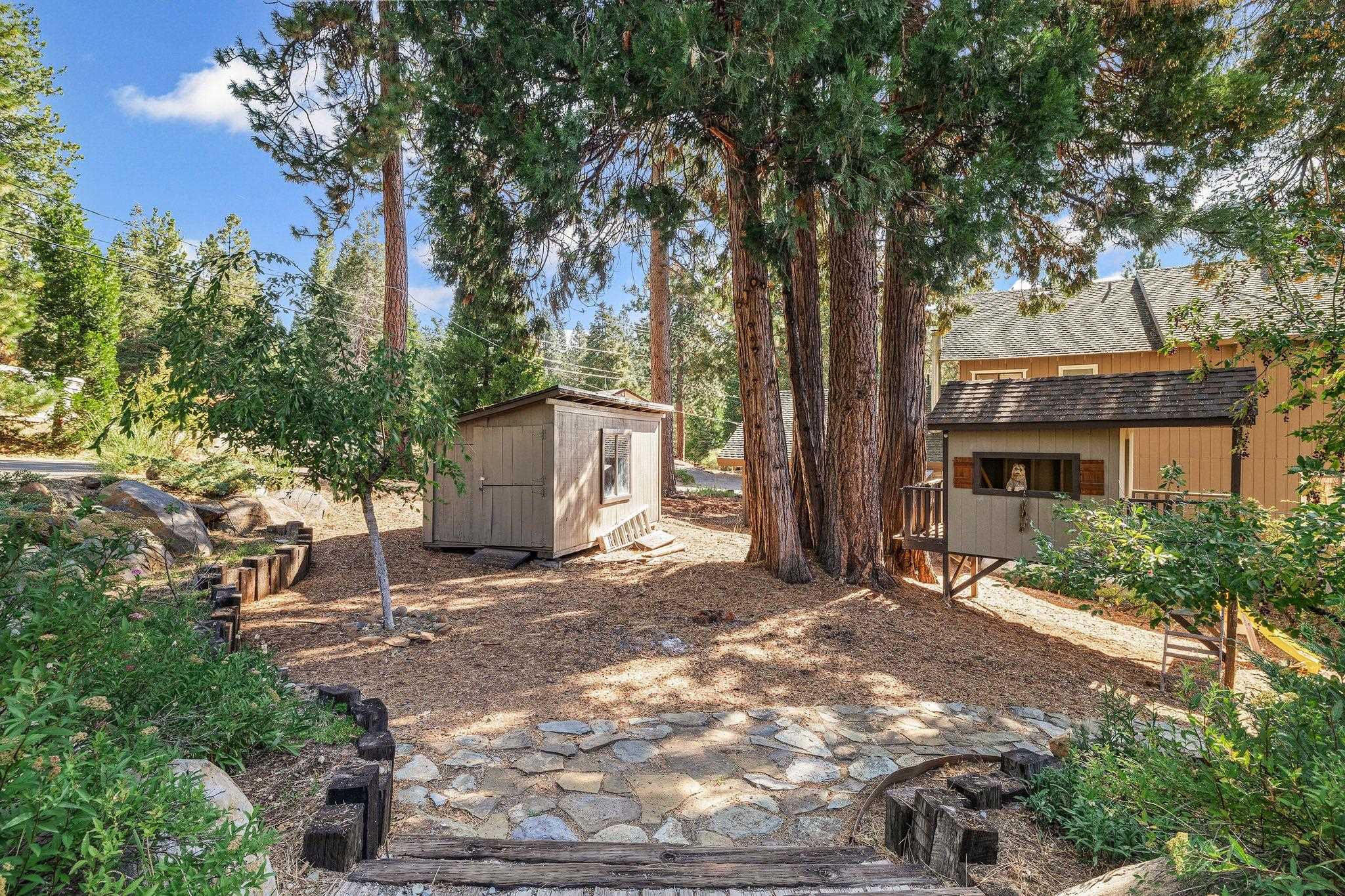 Lake Almanor, California 96137, United States, 3 Bedrooms Bedrooms, ,2 BathroomsBathrooms,Residential,Active,213665