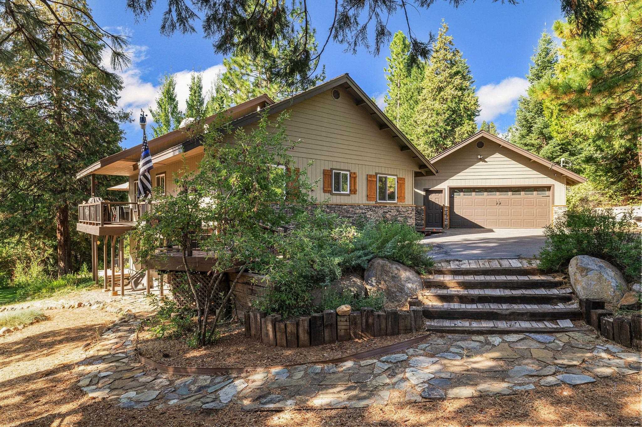 Lake Almanor, California 96137, United States, 3 Bedrooms Bedrooms, ,2 BathroomsBathrooms,Residential,Active,213665