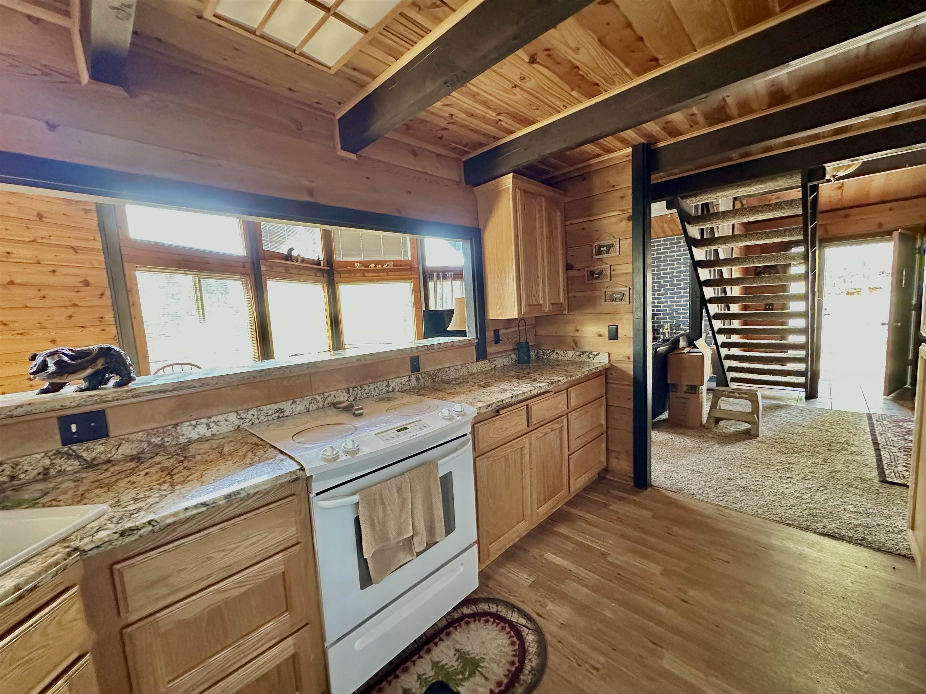 3312 Hill Crest Drive, Lake Almanor, Texas image 12