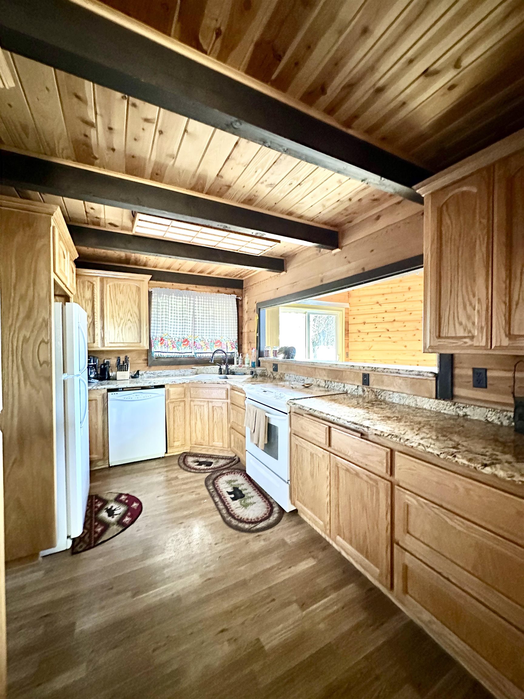 3312 Hill Crest Drive, Lake Almanor, Texas image 11