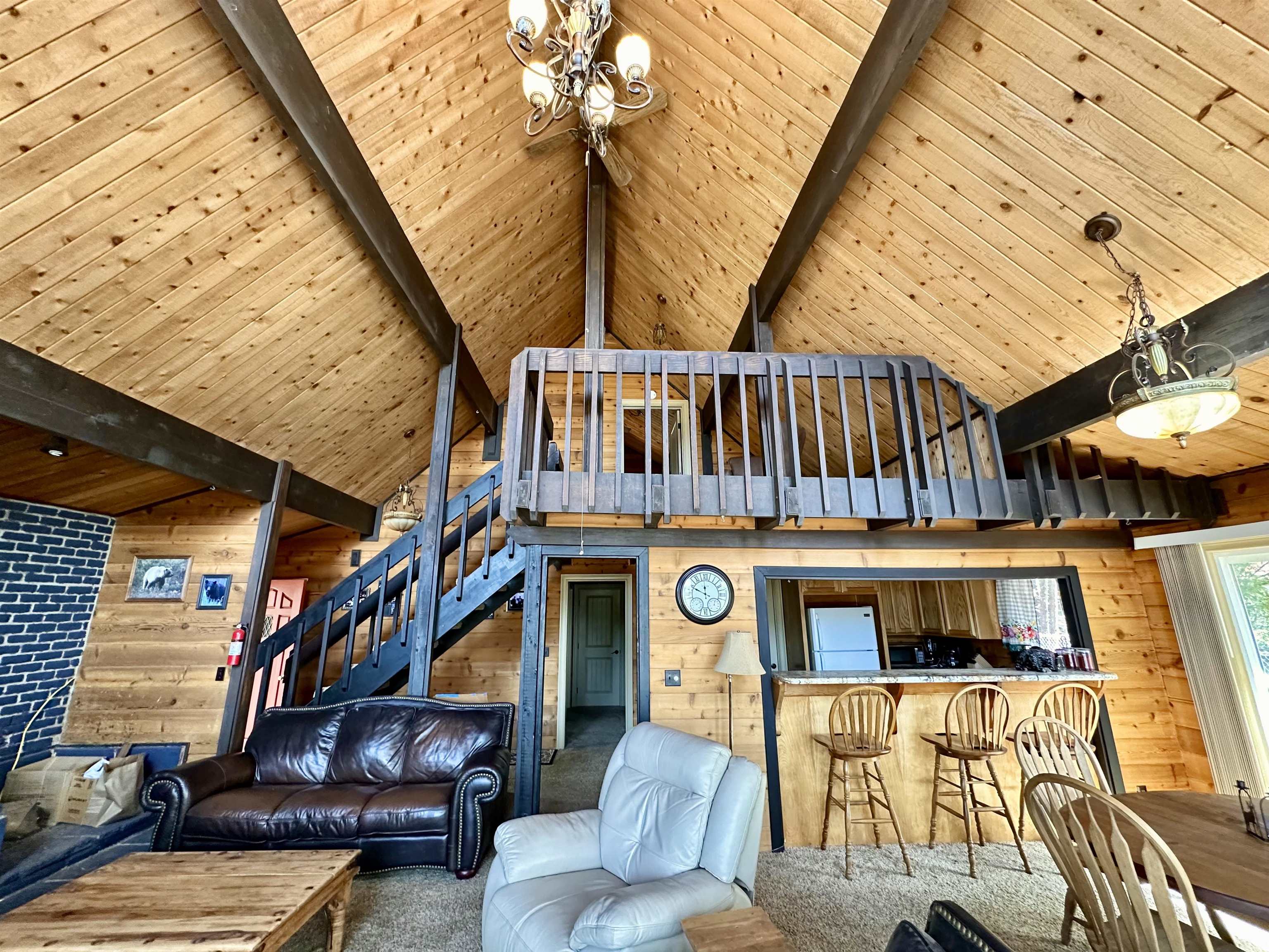 3312 Hill Crest Drive, Lake Almanor, Texas image 8