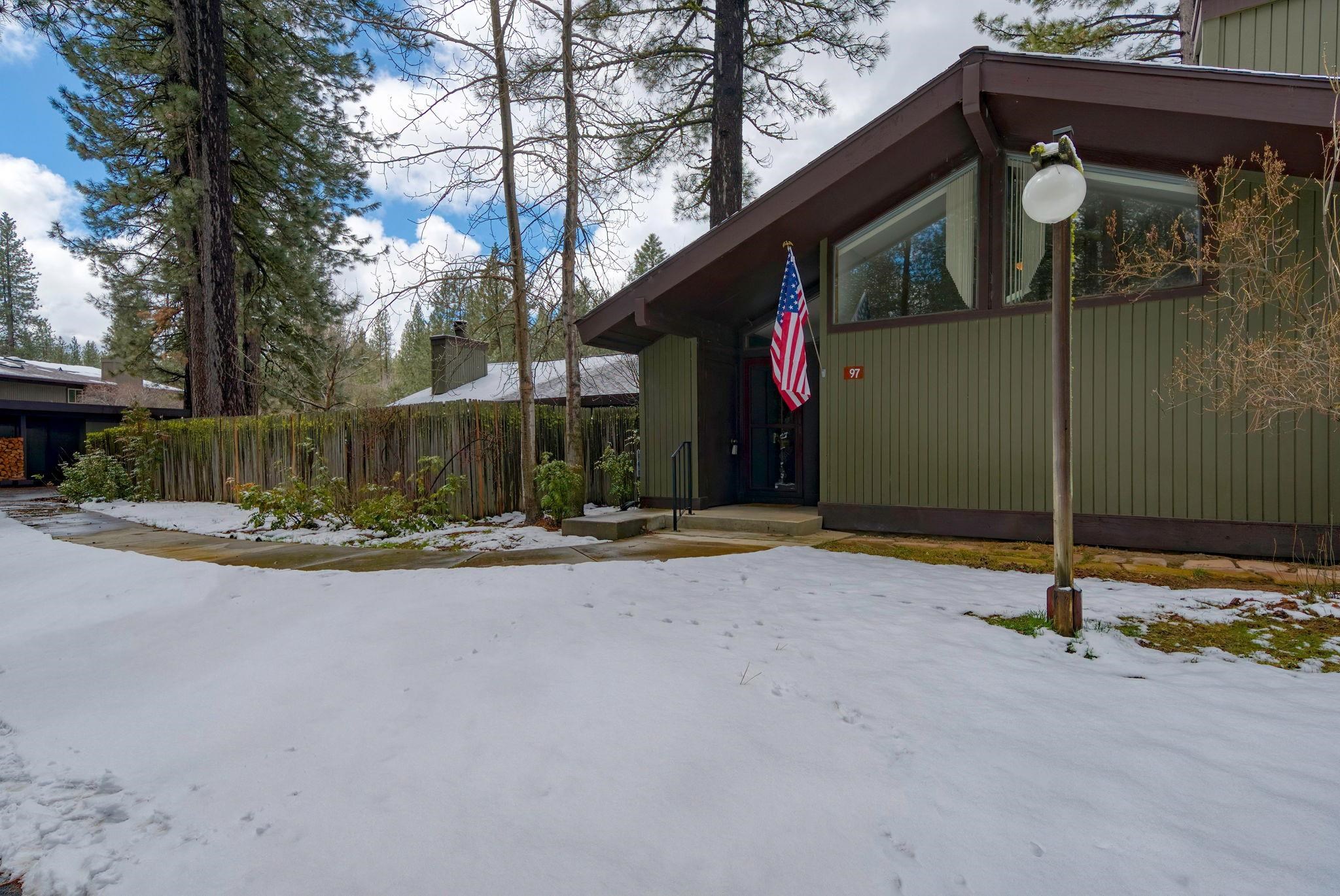 97 W Graeagle Meadows Road, Graeagle, New Mexico image 2