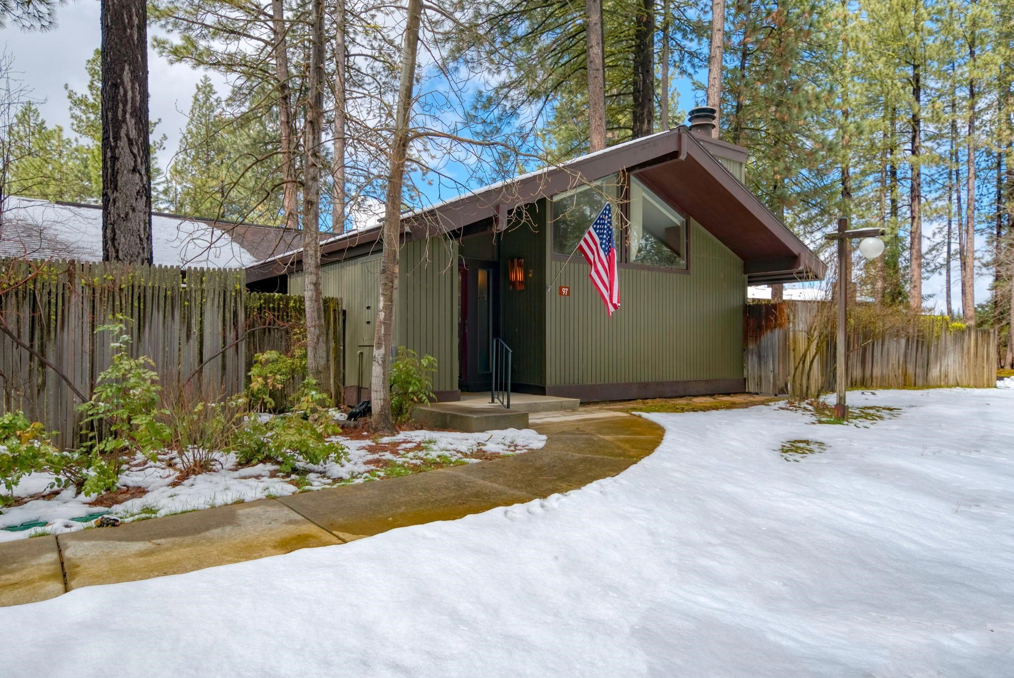 97 W Graeagle Meadows Road, Graeagle, New Mexico image 1