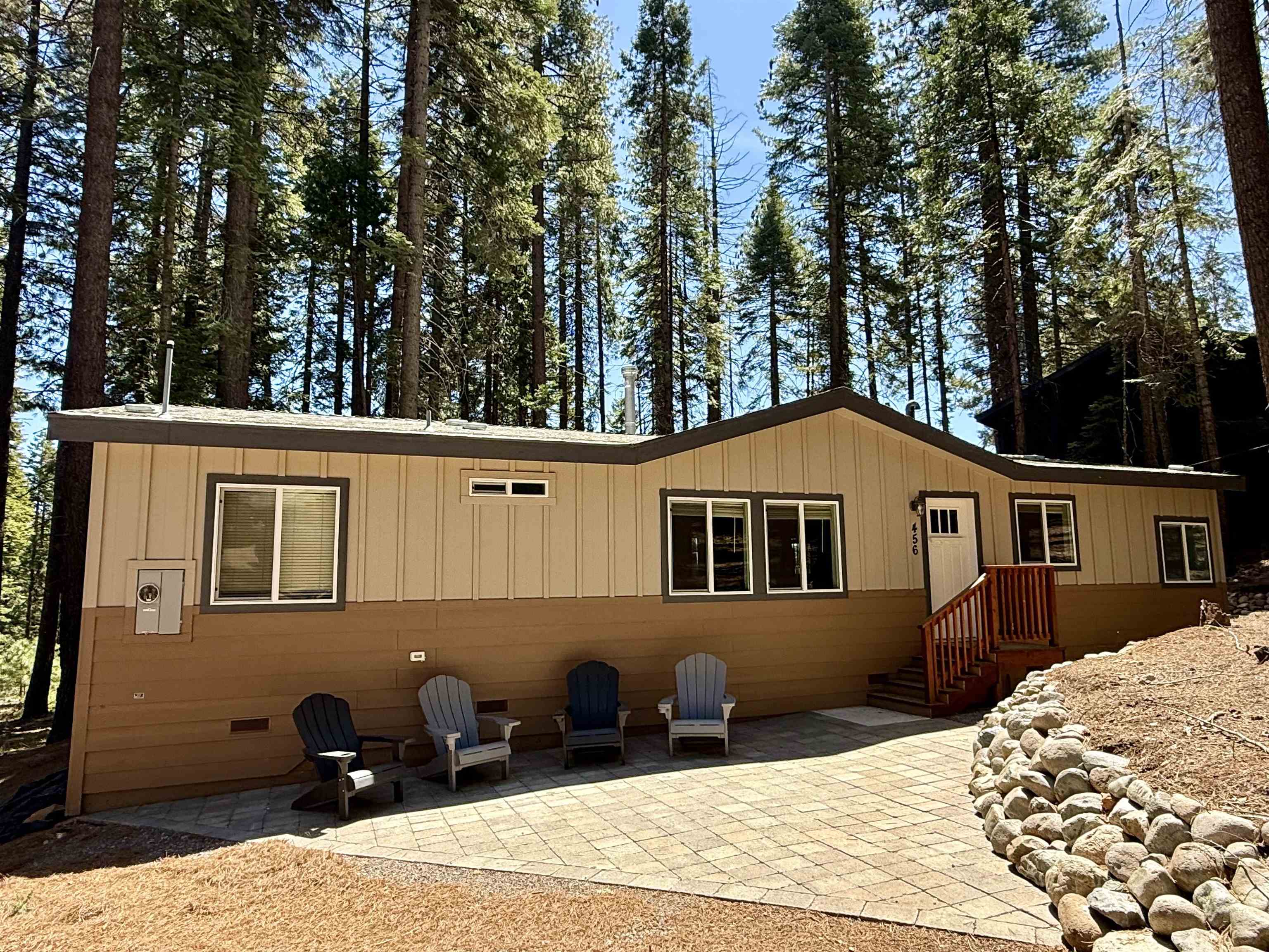 456 Ponderosa Drive, Lake Almanor, Ohio image 1