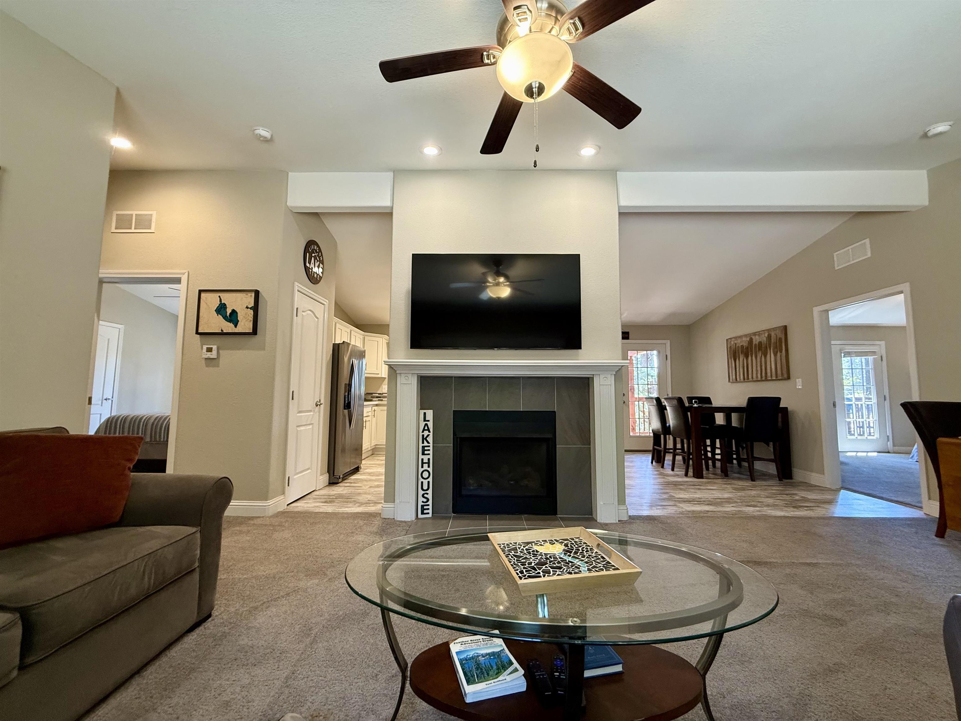 456 Ponderosa Drive, Lake Almanor, Ohio image 4