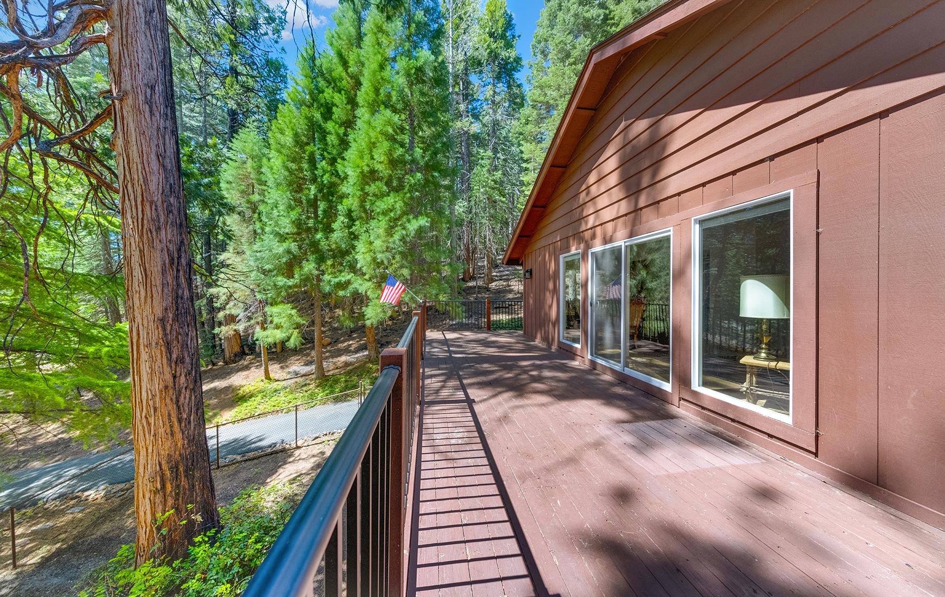 603 Lake Ridge Road, Lake Almanor, Texas image 22
