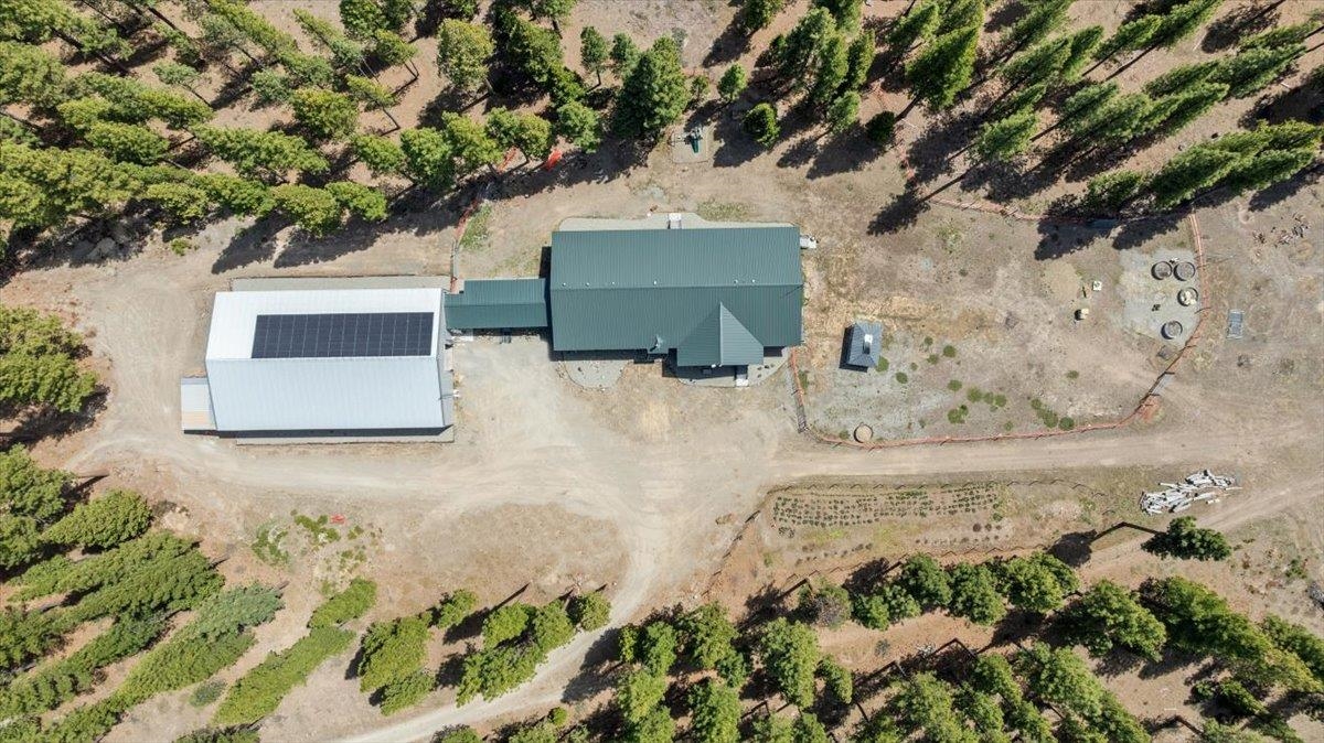 300 Blue Jay Drive, Blairsden, New Mexico image 2