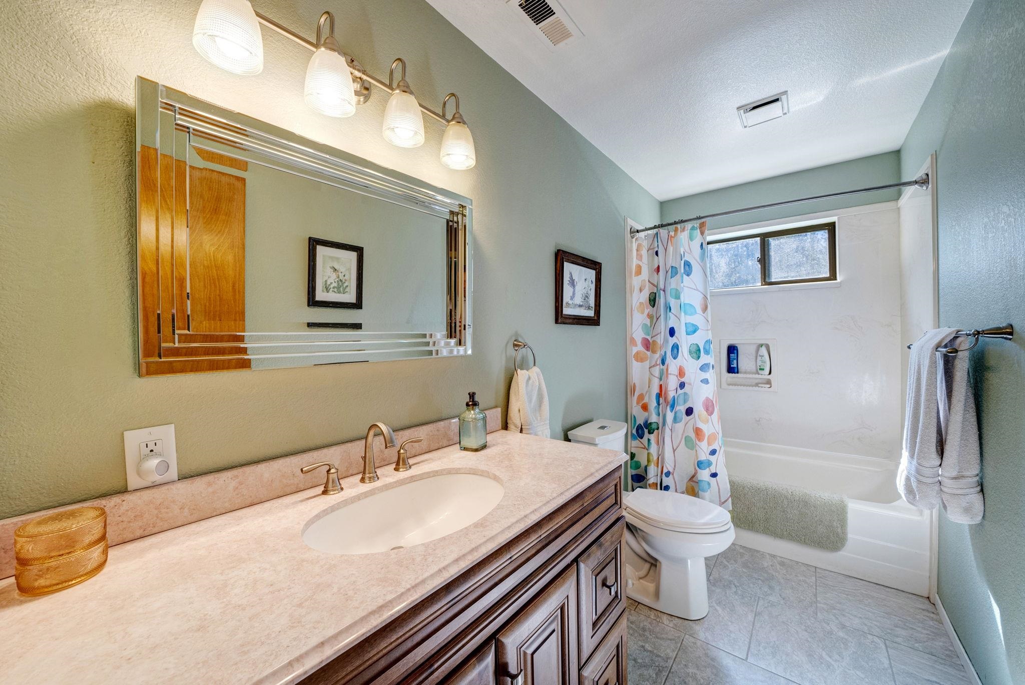 6880 Sylvan Road, Portola, Texas image 16