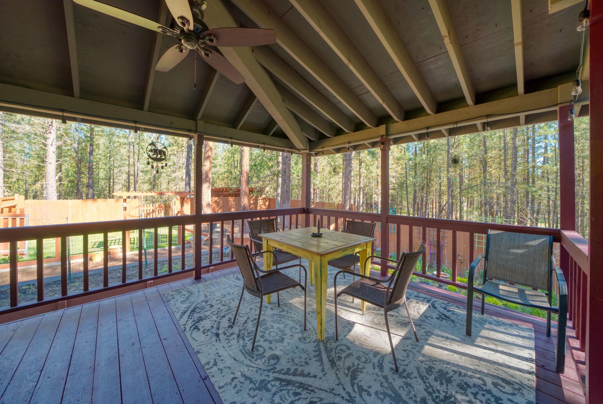 6880 Sylvan Road, Portola, Texas image 27