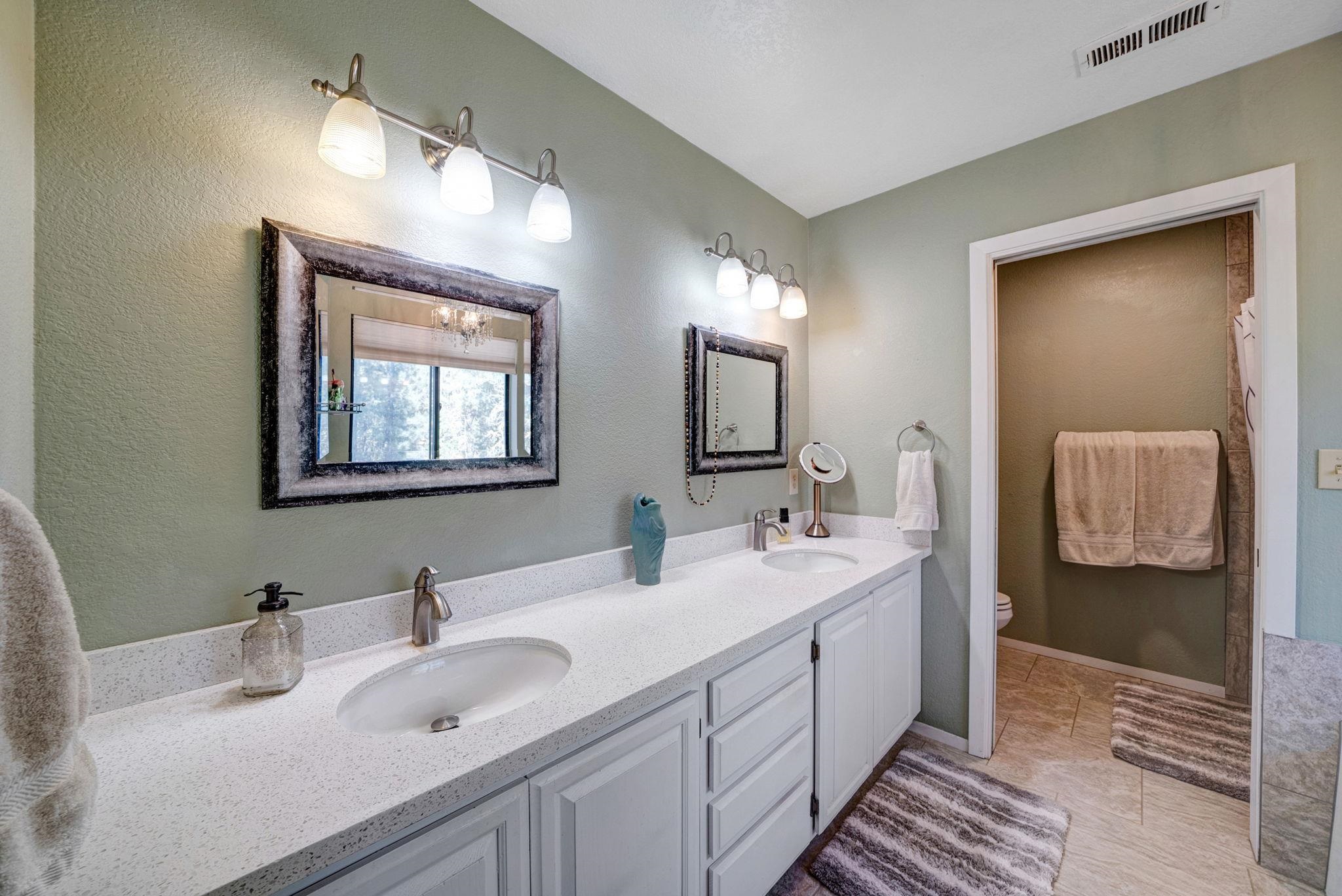 6880 Sylvan Road, Portola, Texas image 14
