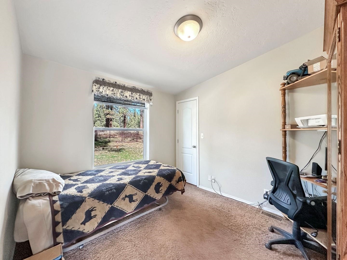 481 E Quincy Avenue, Portola, California image 27