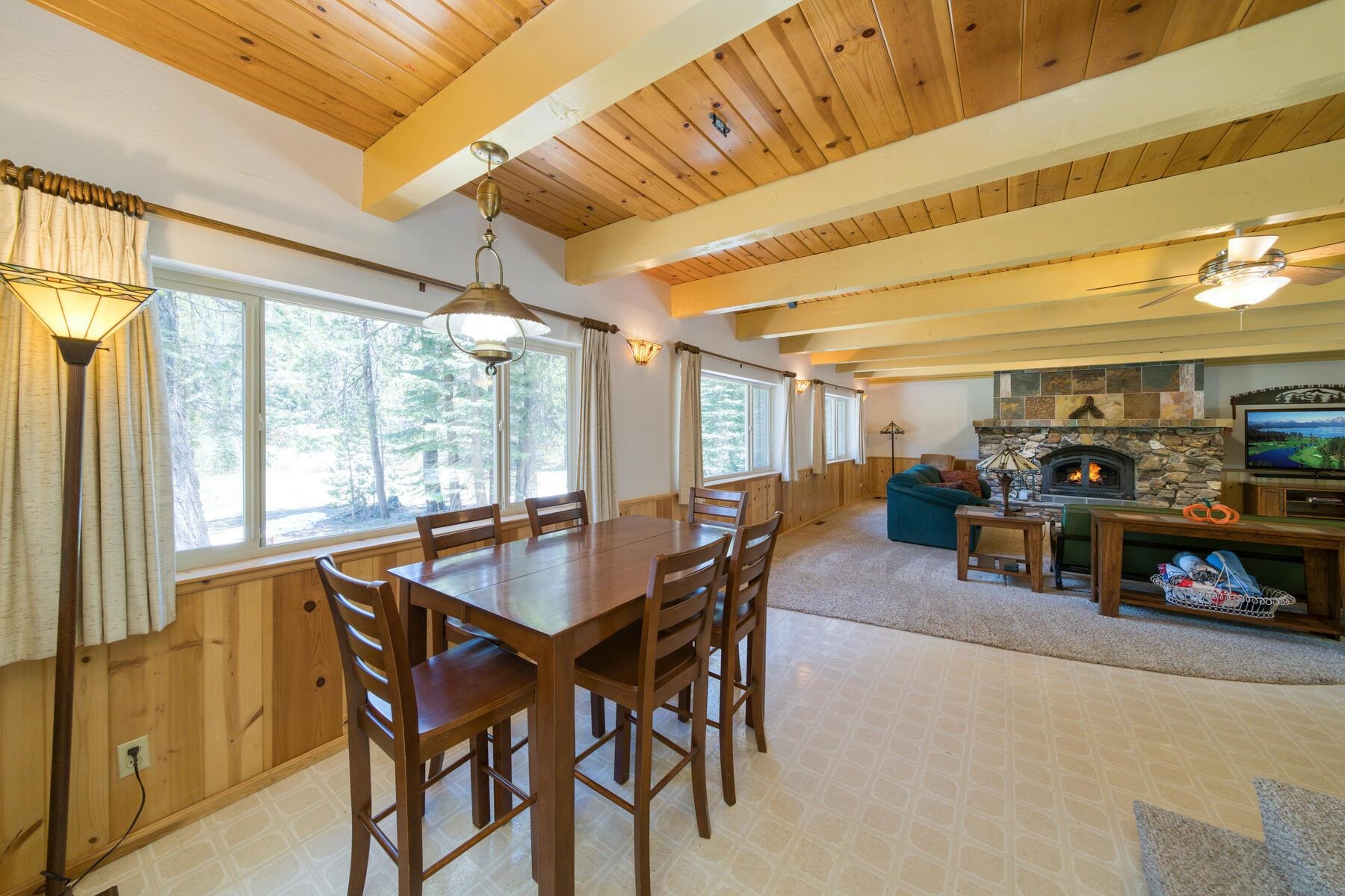 809 W Countryman Drive, Bucks Lake, Texas image 4
