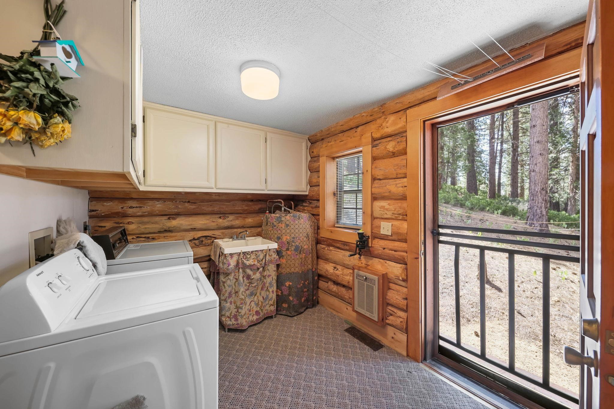 3225 Fawn Lane, Portola, New Mexico image 12