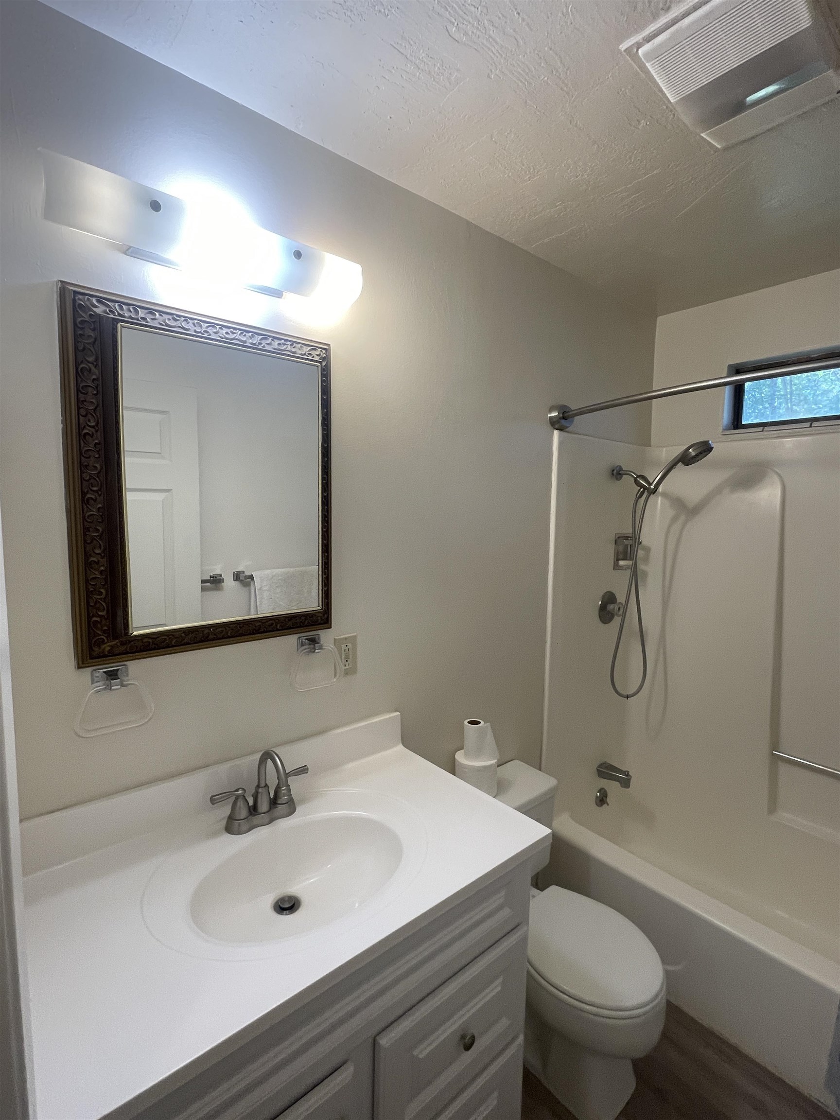 302 Mountain View Road #2, Calpine, Ohio image 19