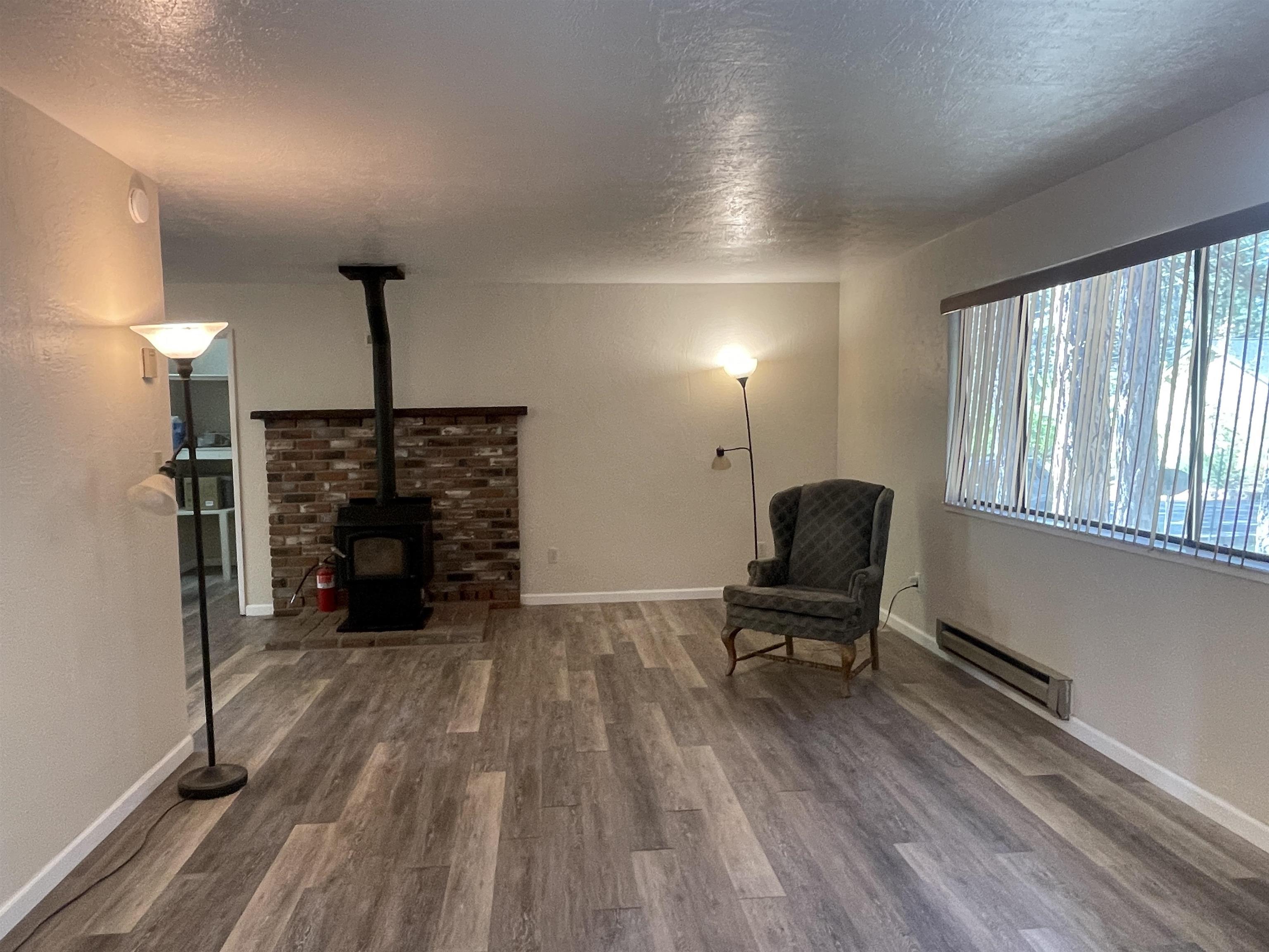 302 Mountain View Road #2, Calpine, Ohio image 5