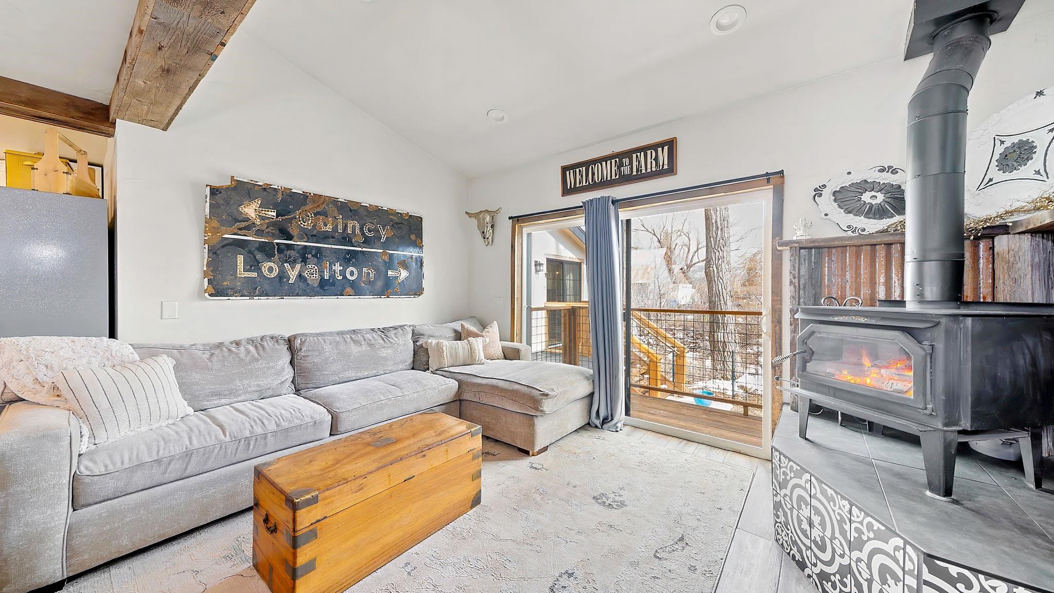 200 E Main Street, Sierraville, California image 11