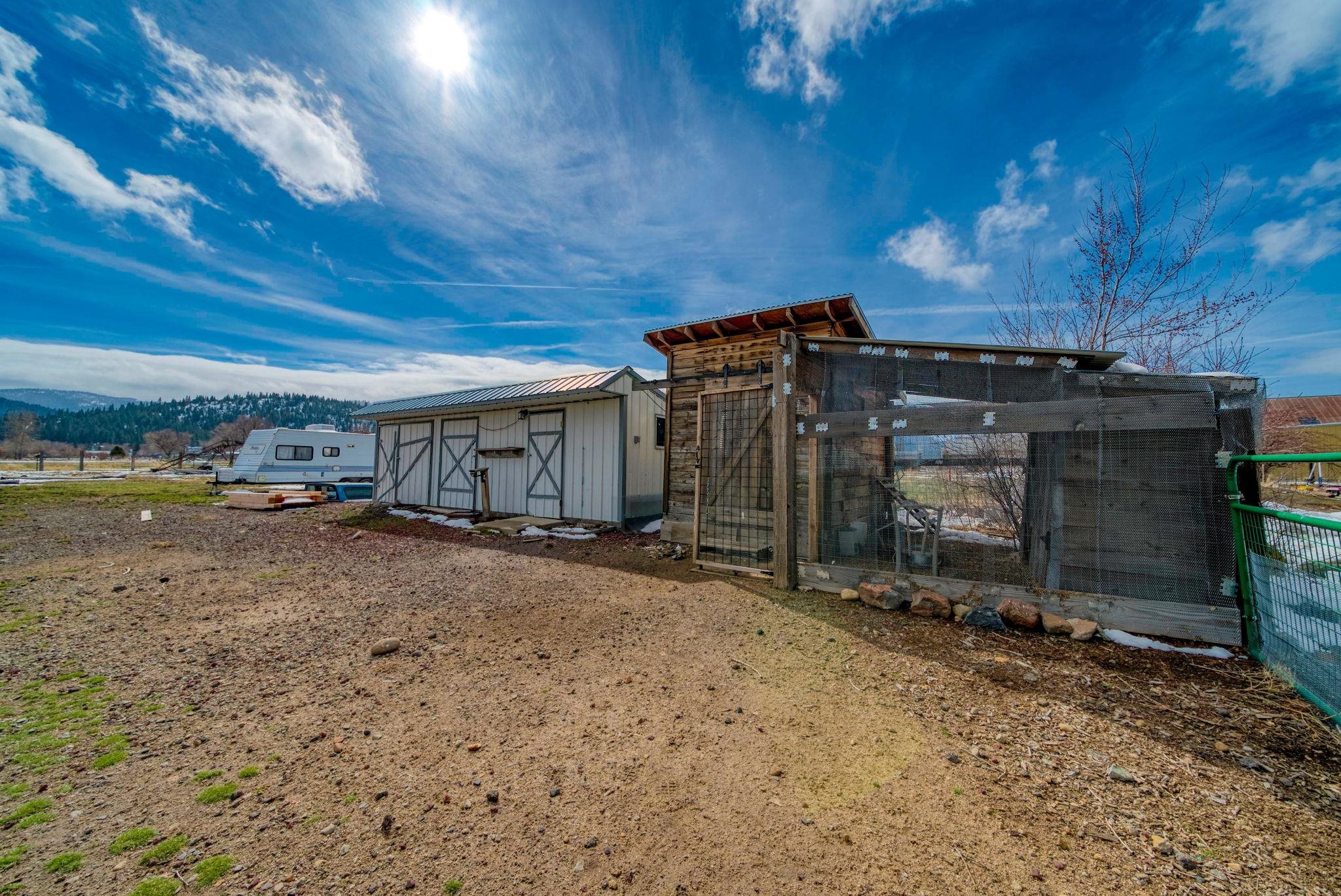 200 E Main Street, Sierraville, California image 48